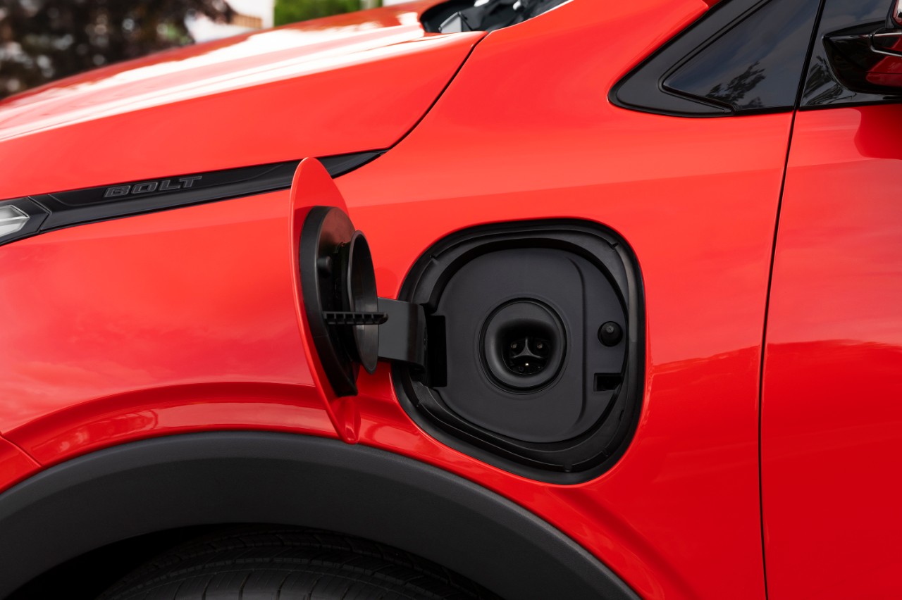 Average EV transaction price in Canada now matches the wider market