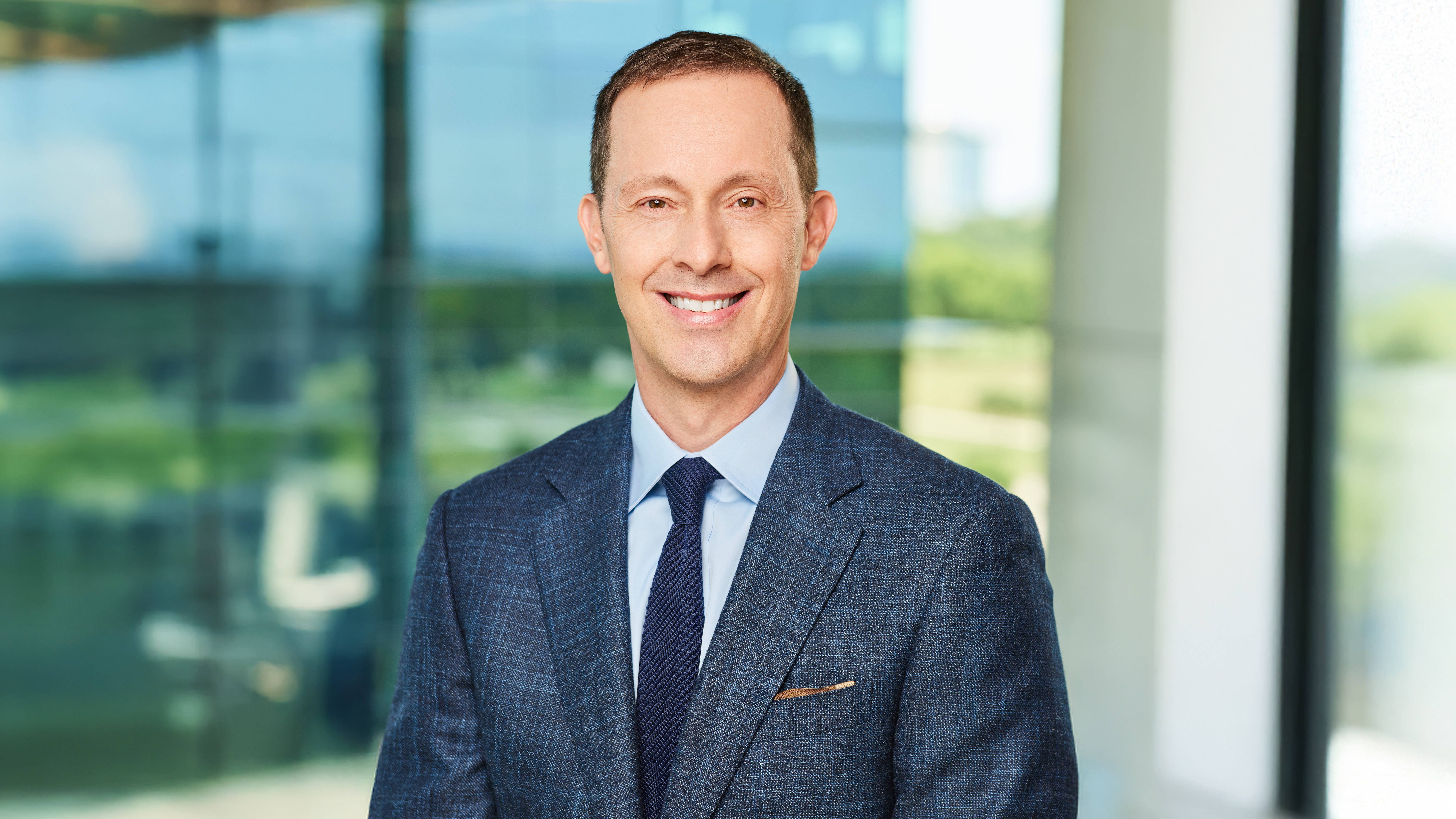 Toyota Financial Services CEO Scott Cooke to retire with Alec Hagey as successor