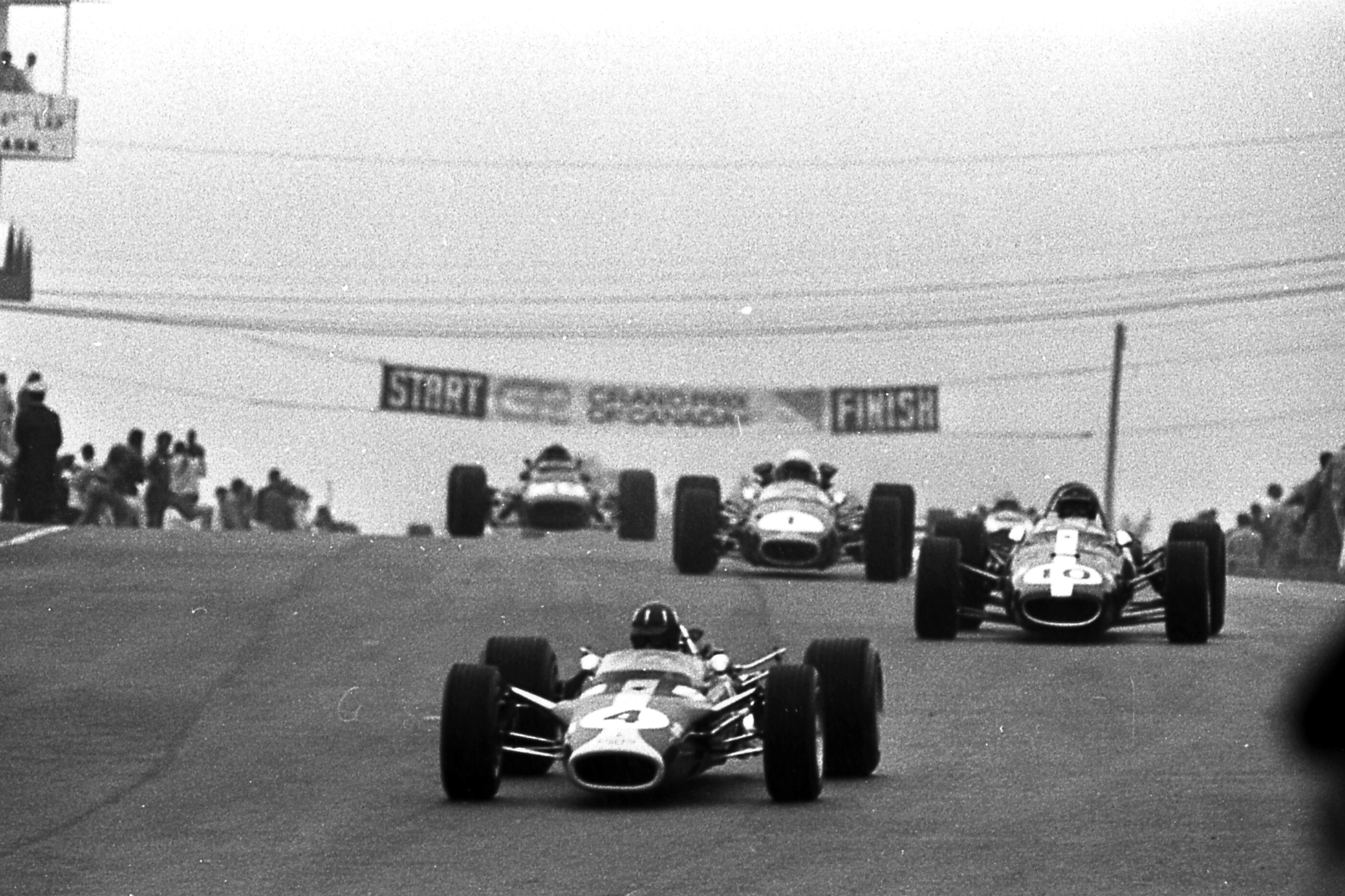 VARAC Vintage Grand Prix 2025 Results - Inside Track Motorsport News, image size:5000x3333