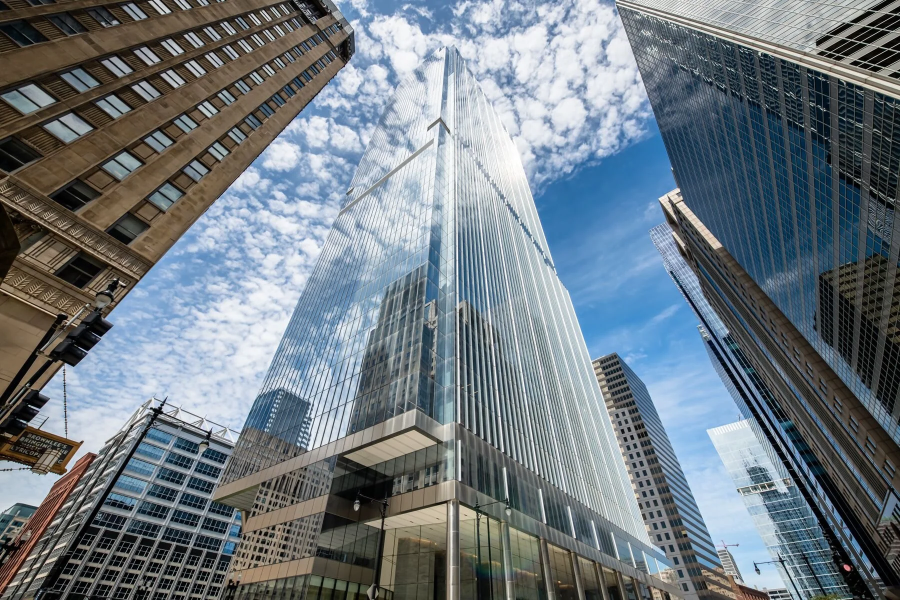 Chicago investment bank Lincoln International seeks $421M in IPO