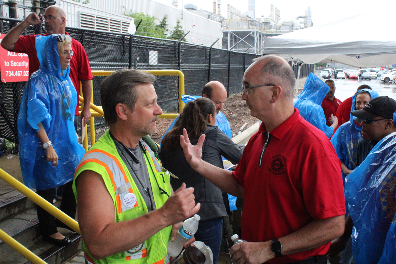 UAW Talks 2023 - Automotive News