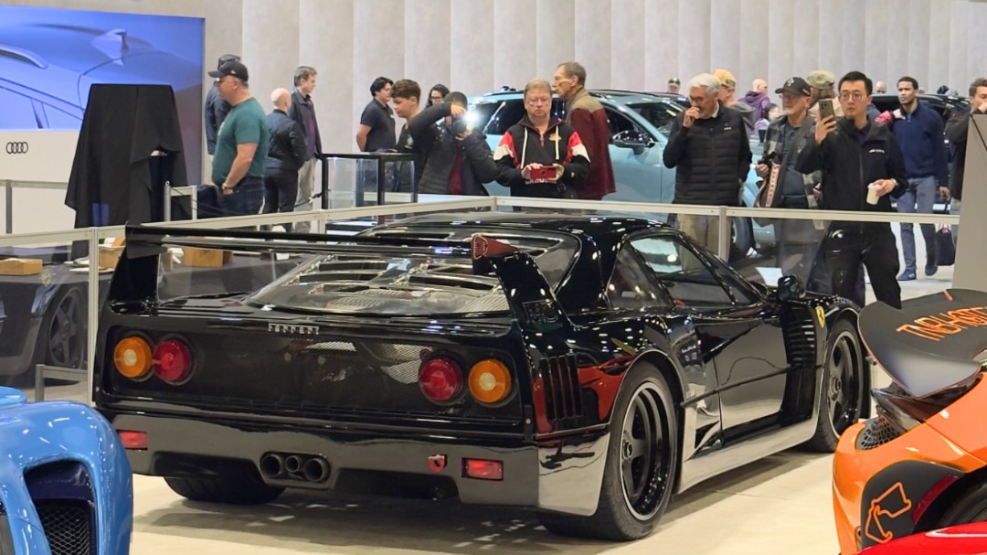 Record attendance at Vancouver auto show as 3 holdout brands return