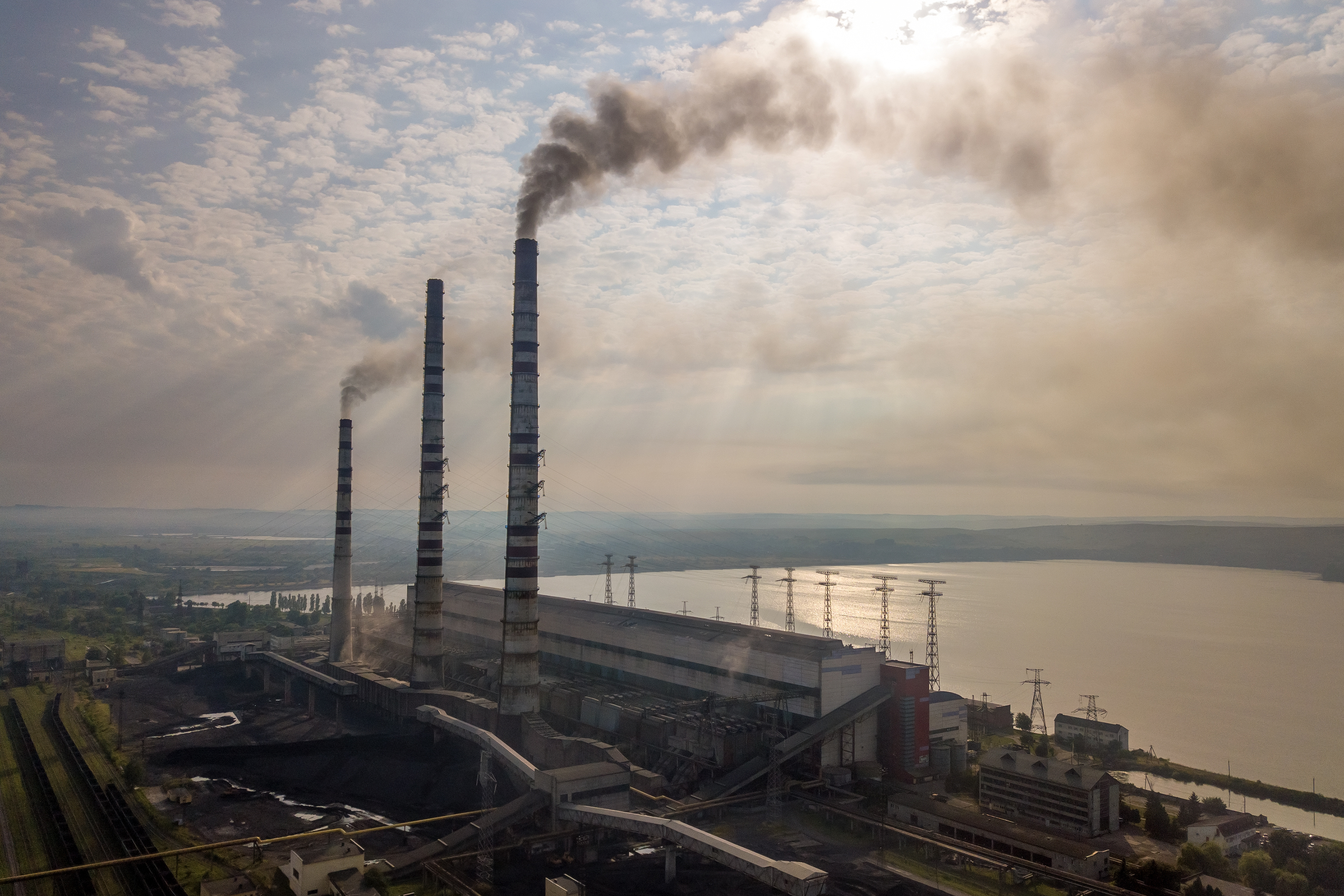 California climate disclosure law in limbo after 9th Circuit hits pause ...