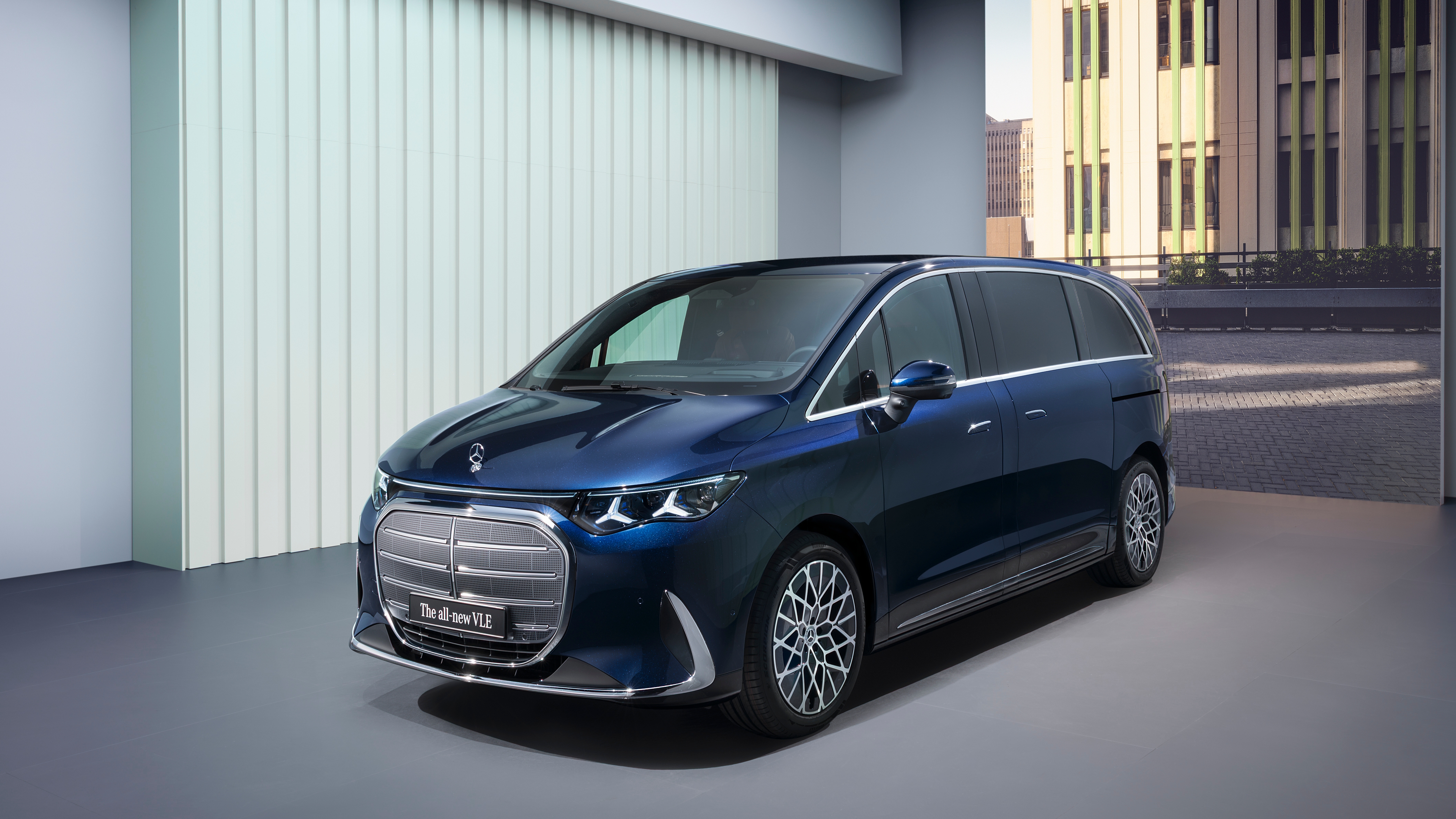 Mercedes-Benz looks to make noise in people-mover segment with electric VLE