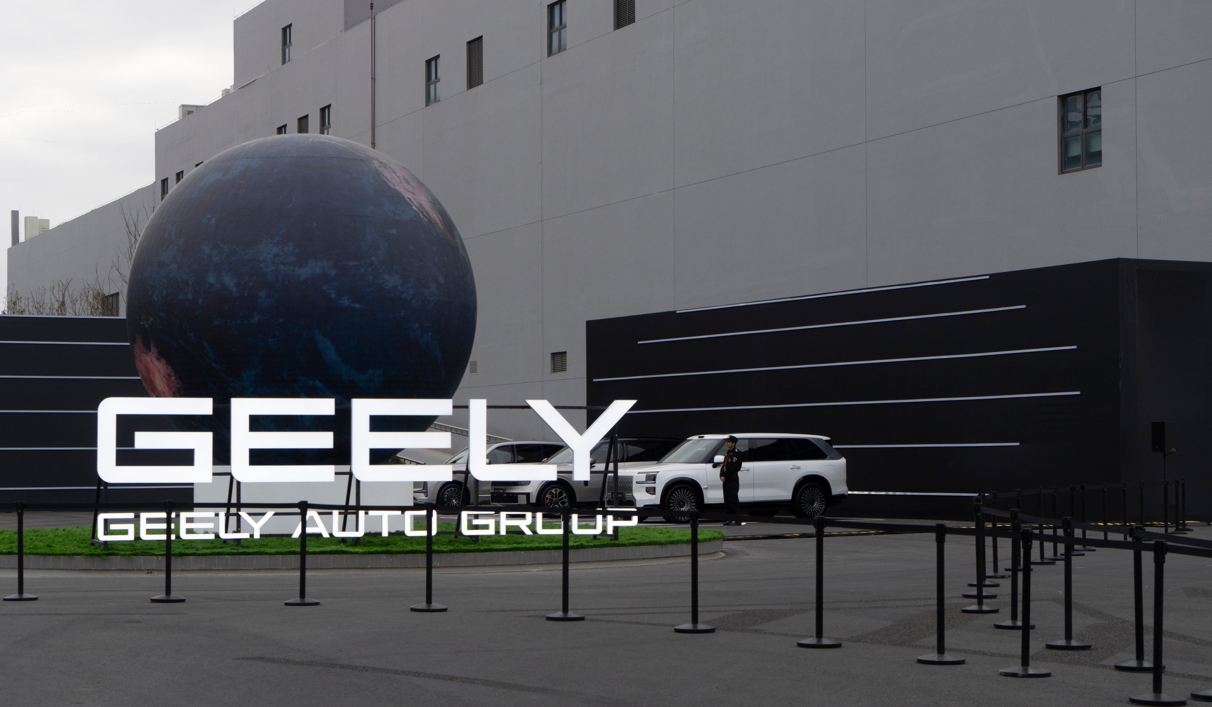 Geely unveils AI-hybrid tech to take on Toyota