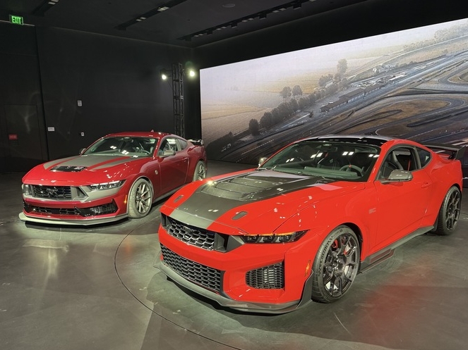 Image for Ford Extends Mustang Stable With Dark Horse SC Variant