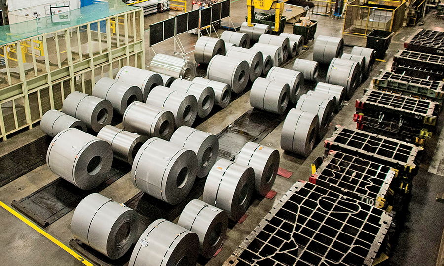 Survey: Raw material costs are declining