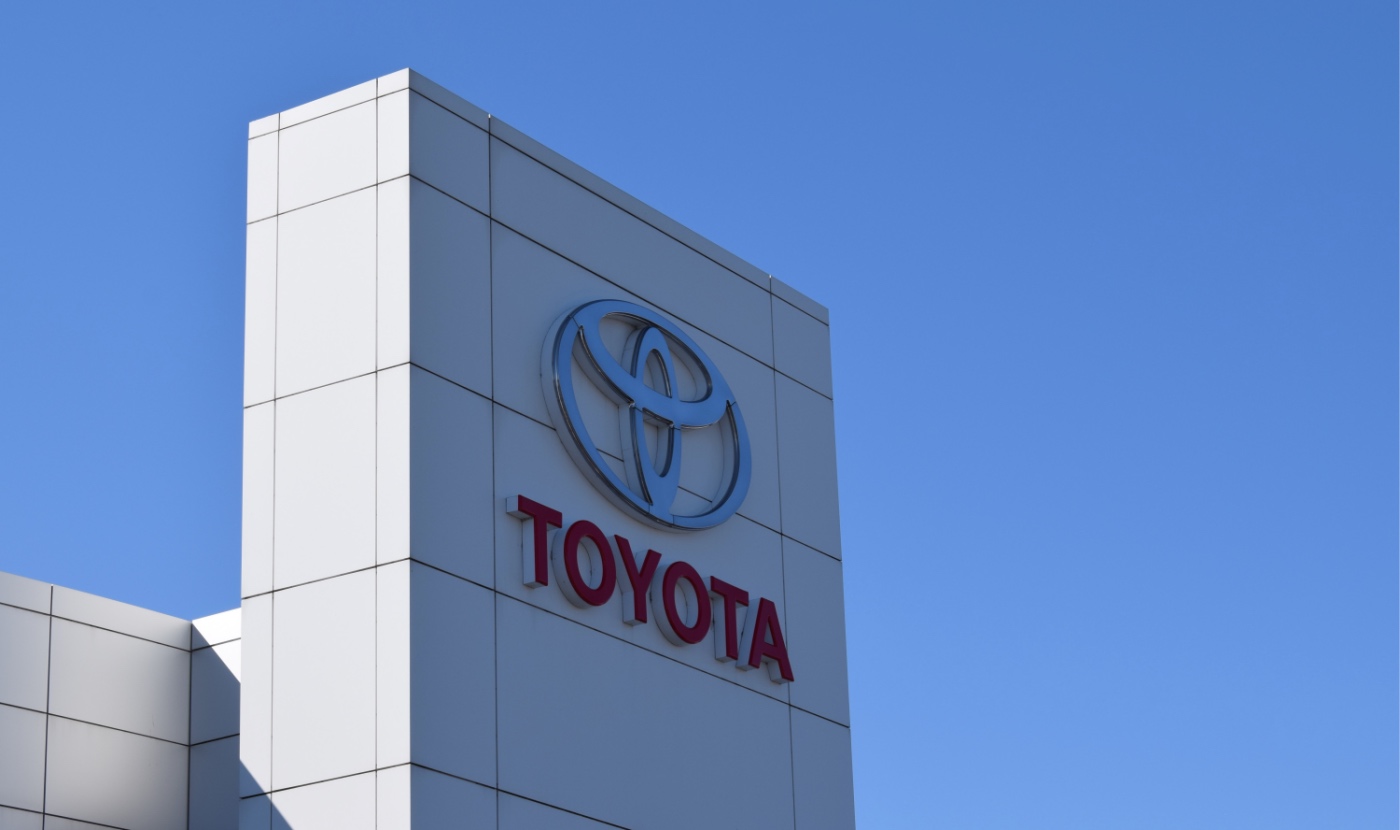 April new-vehicle sales down 4% as tariff concerns grow, EV sales falter