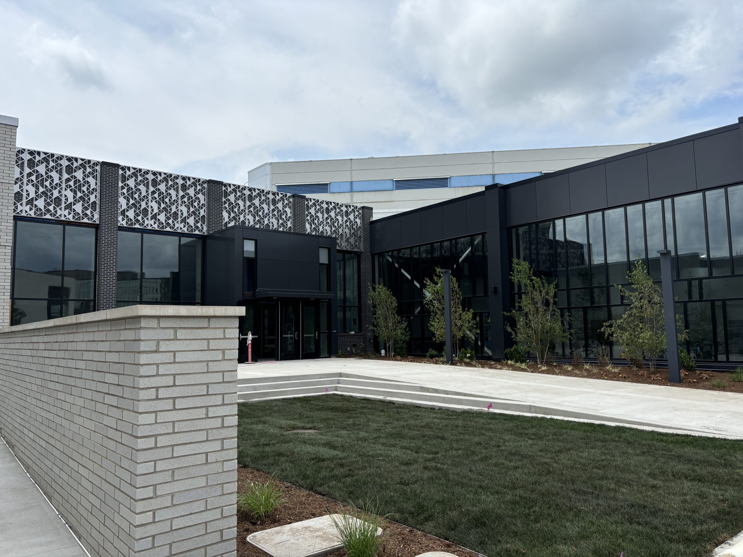 Battle Creek DoubleTree by Hilton to open in August - Crain's