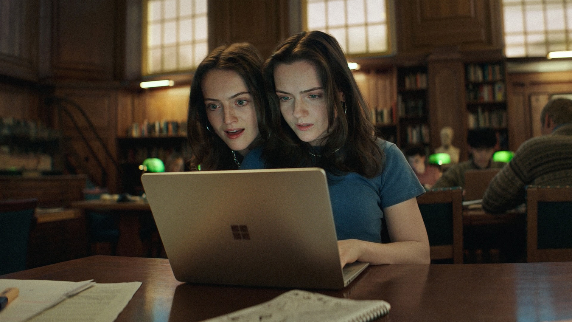 Microsoft cast 25 sets of twins for Windows ad straddling work and play