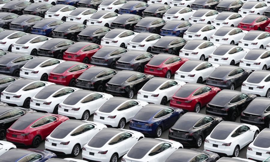 Tesla's quarterly sales rise to record after price cuts - Automotive News
