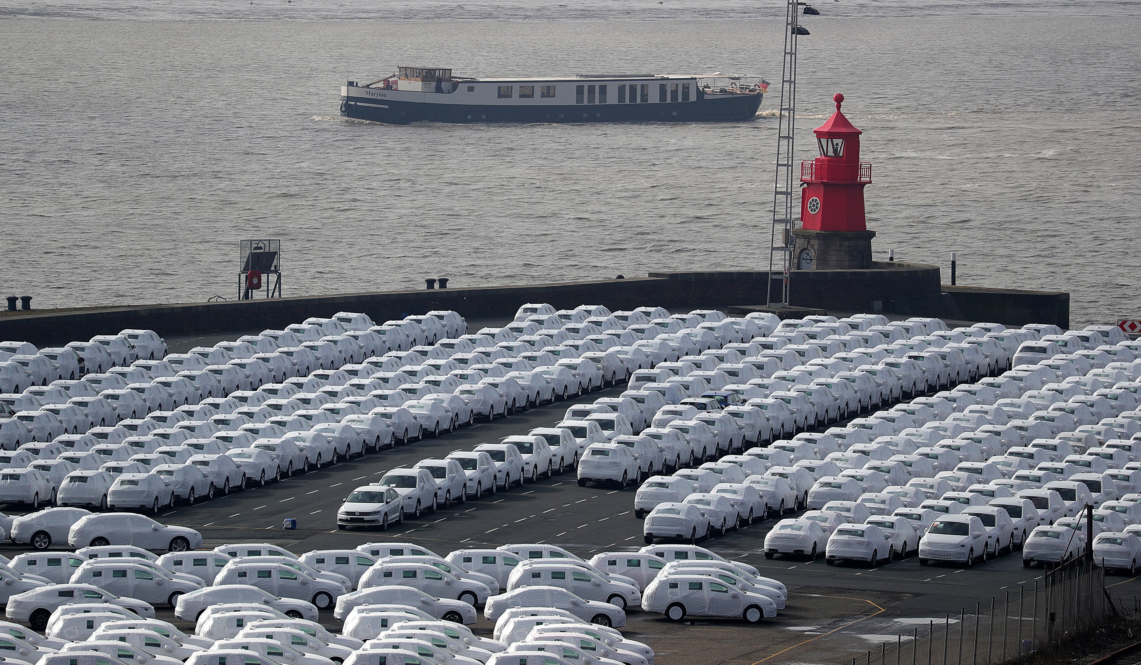 EU getting close to good US tariff deal, analyst says - Automotive News