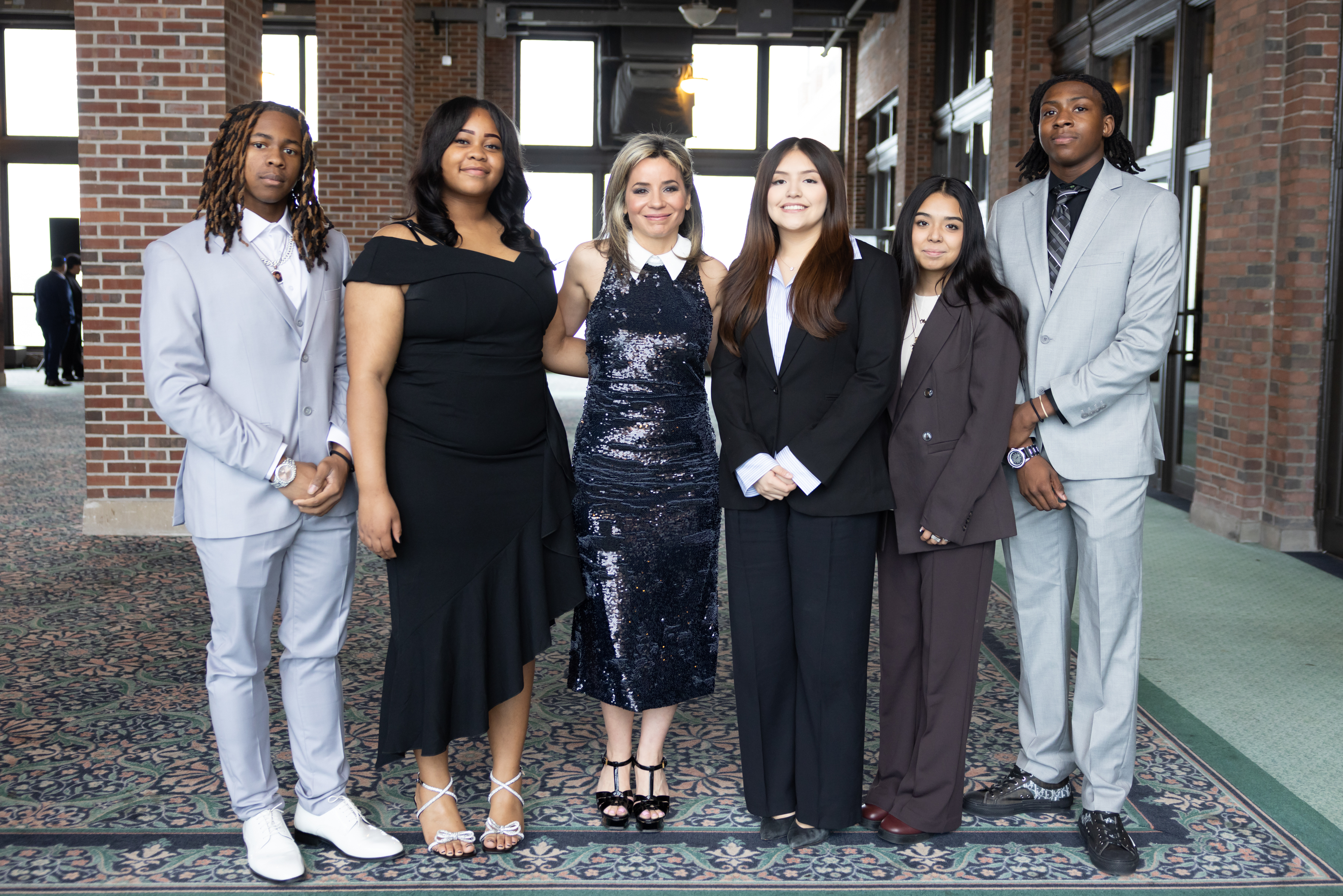 At Boys & Girls Clubs Youth of the Year dinner, teens take center stage
