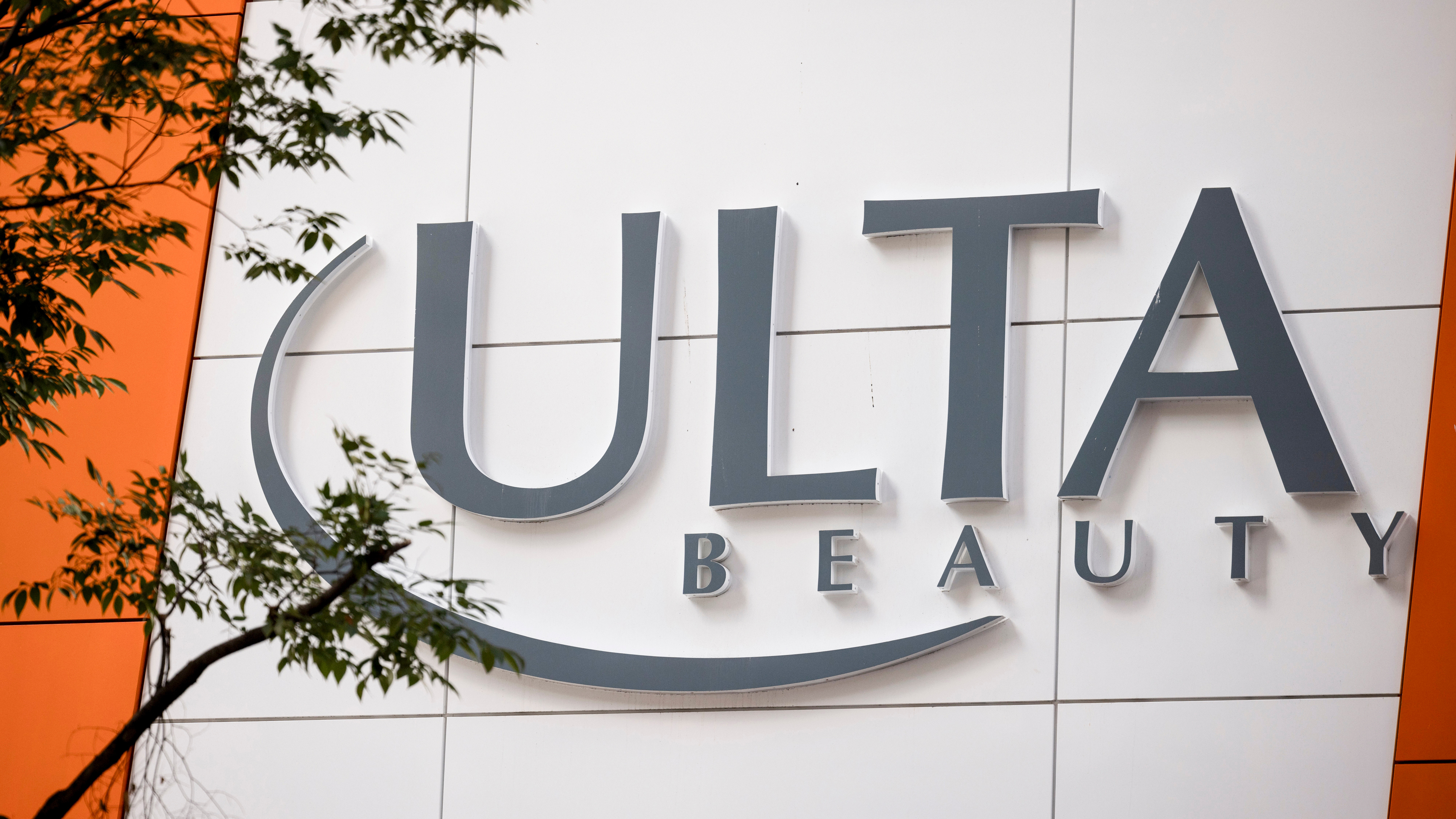 Ulta Beauty hires VaynerMedia—behind their ‘modern AOR’ relationship