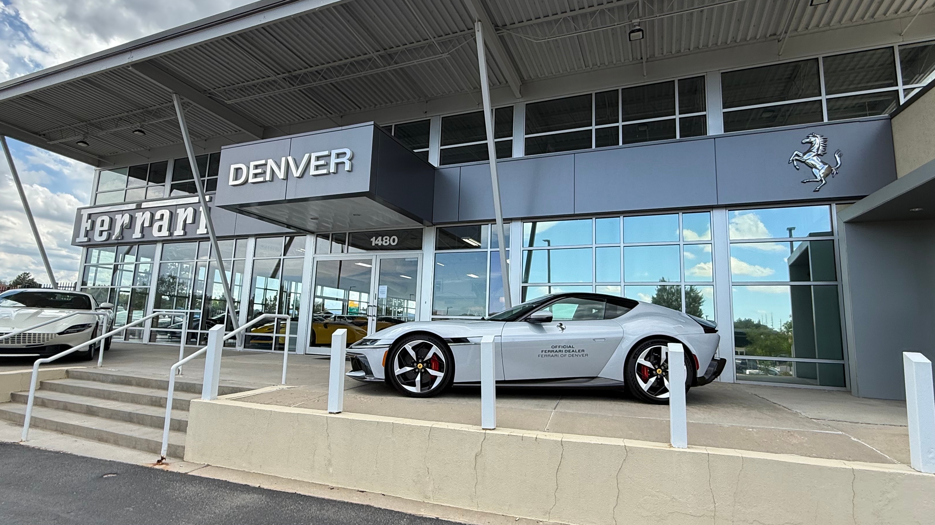 Lithia Motors buys 1 dealership in Arizona, sells another in Colorado