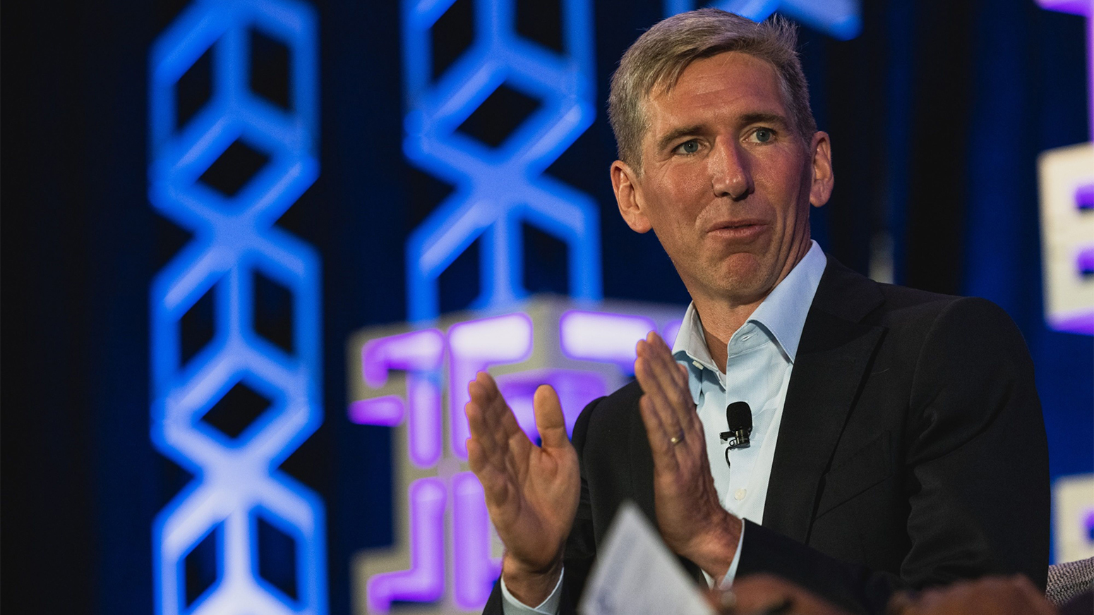 Bitwise launches first spot Solana ETF in U.S. - Pensions & Investments