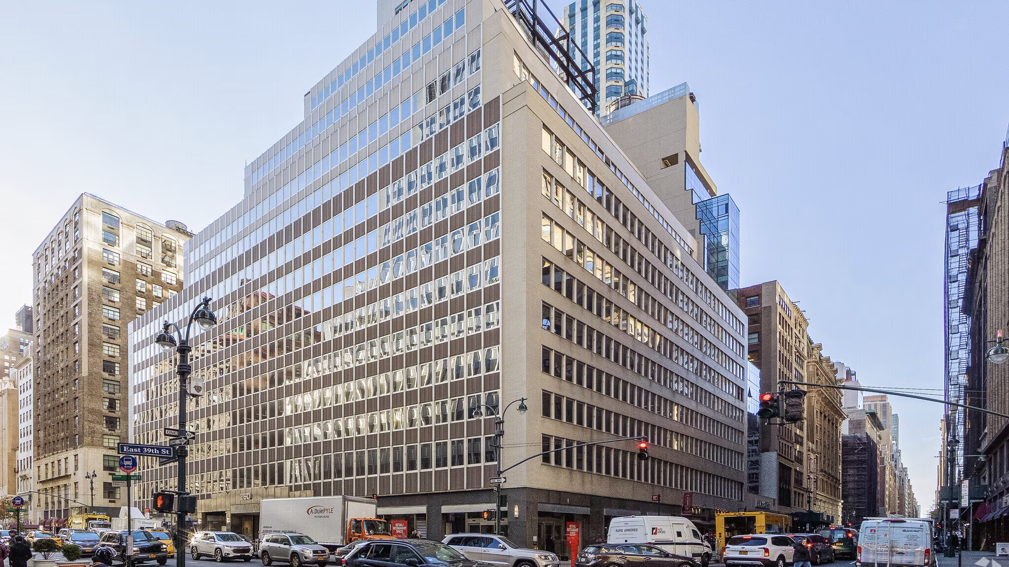 Marcus & Millichap expands footprint at AmTrustRE’s recently acquired office building