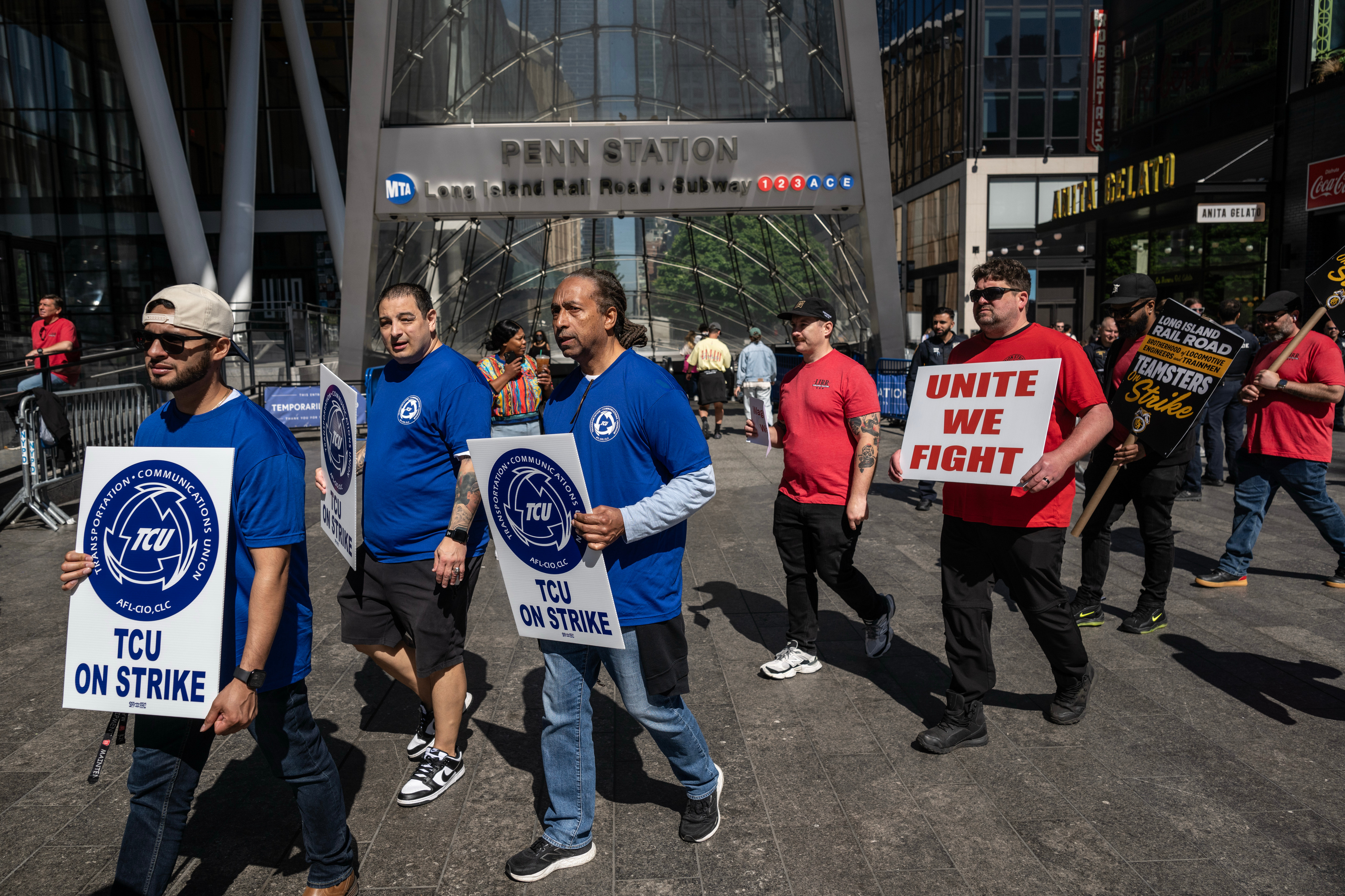 LIRR labor strike means longer commutes, messy alternatives