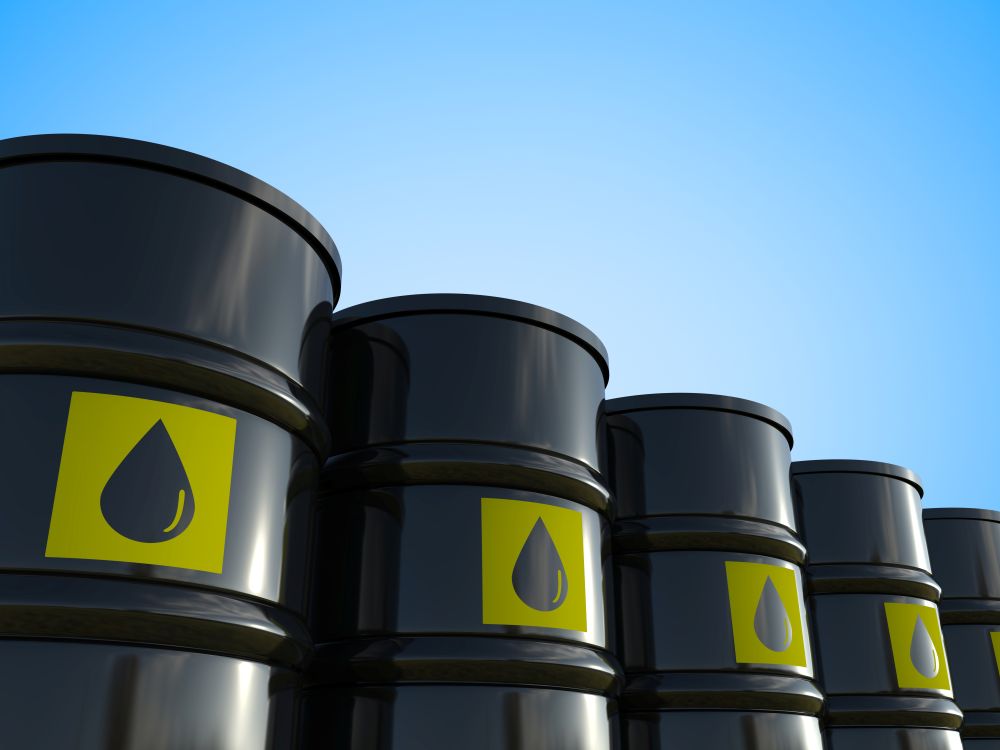 Oil Rises in Choppy Trade; US, Iran Rhetoric Heats Up