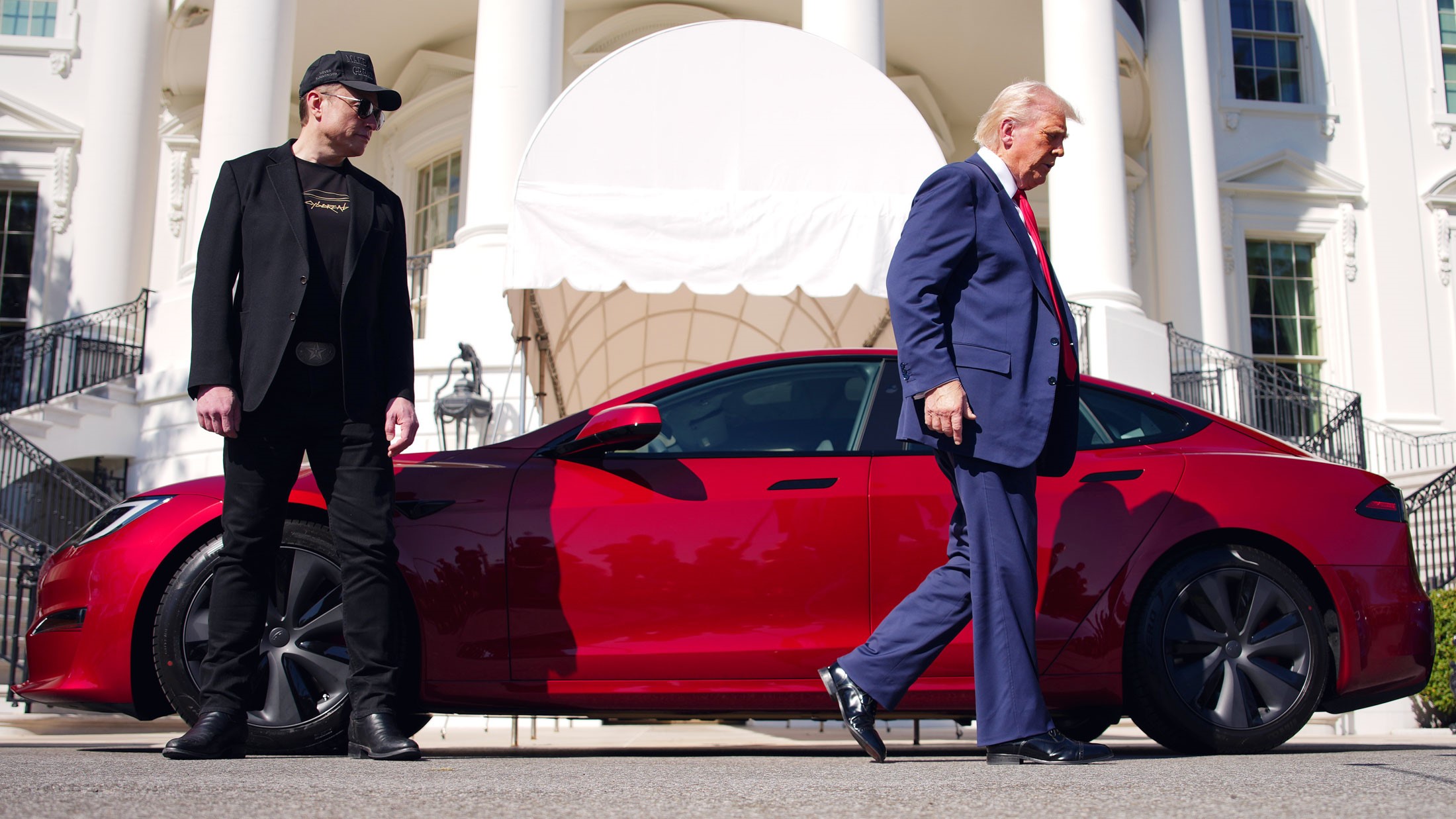Trump threatens to deport Tesla's Elon Musk as feud explodes ...
