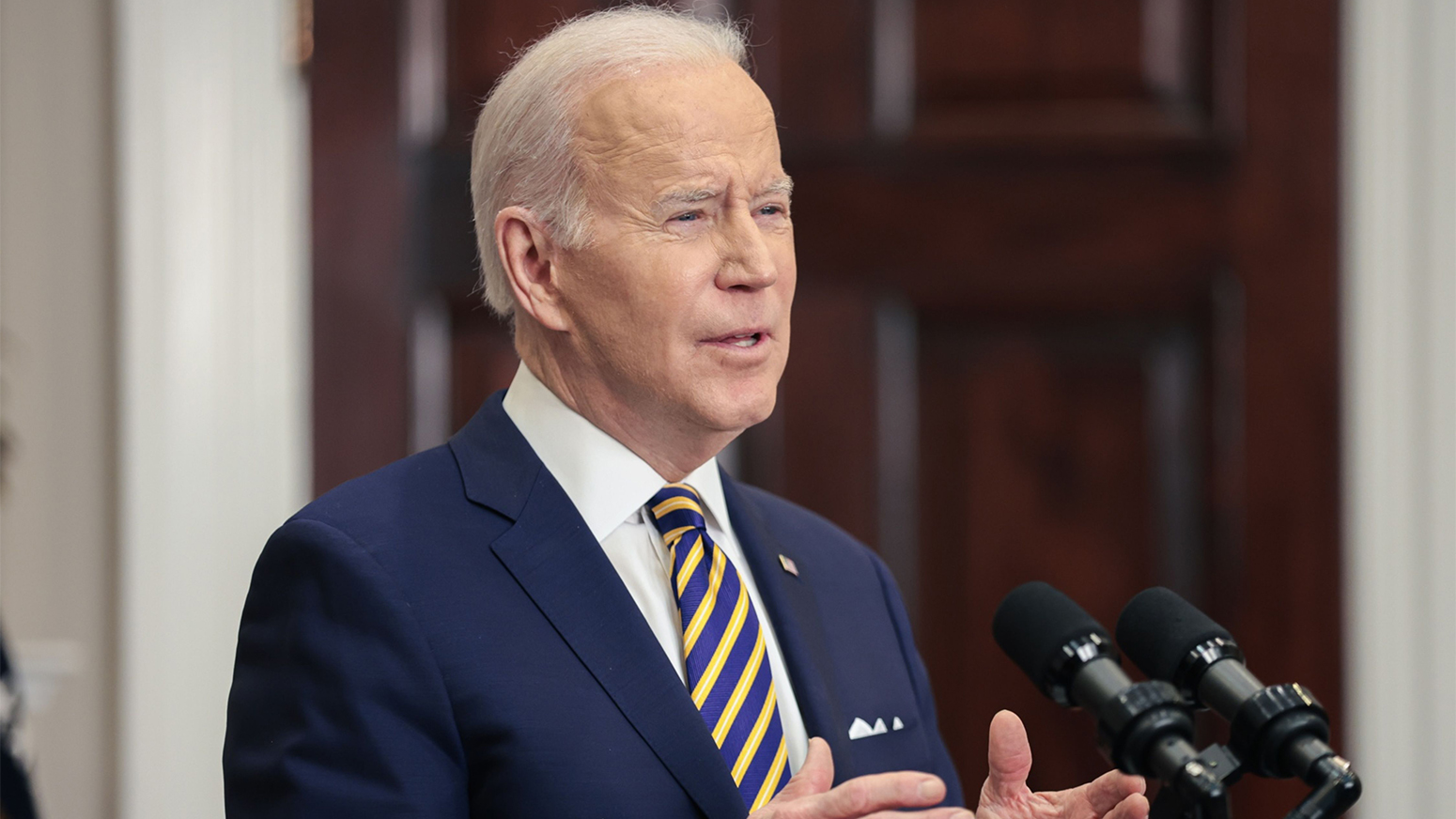 Biden announces renomination of SEC, CFTC commissioners - Pensions &  Investments