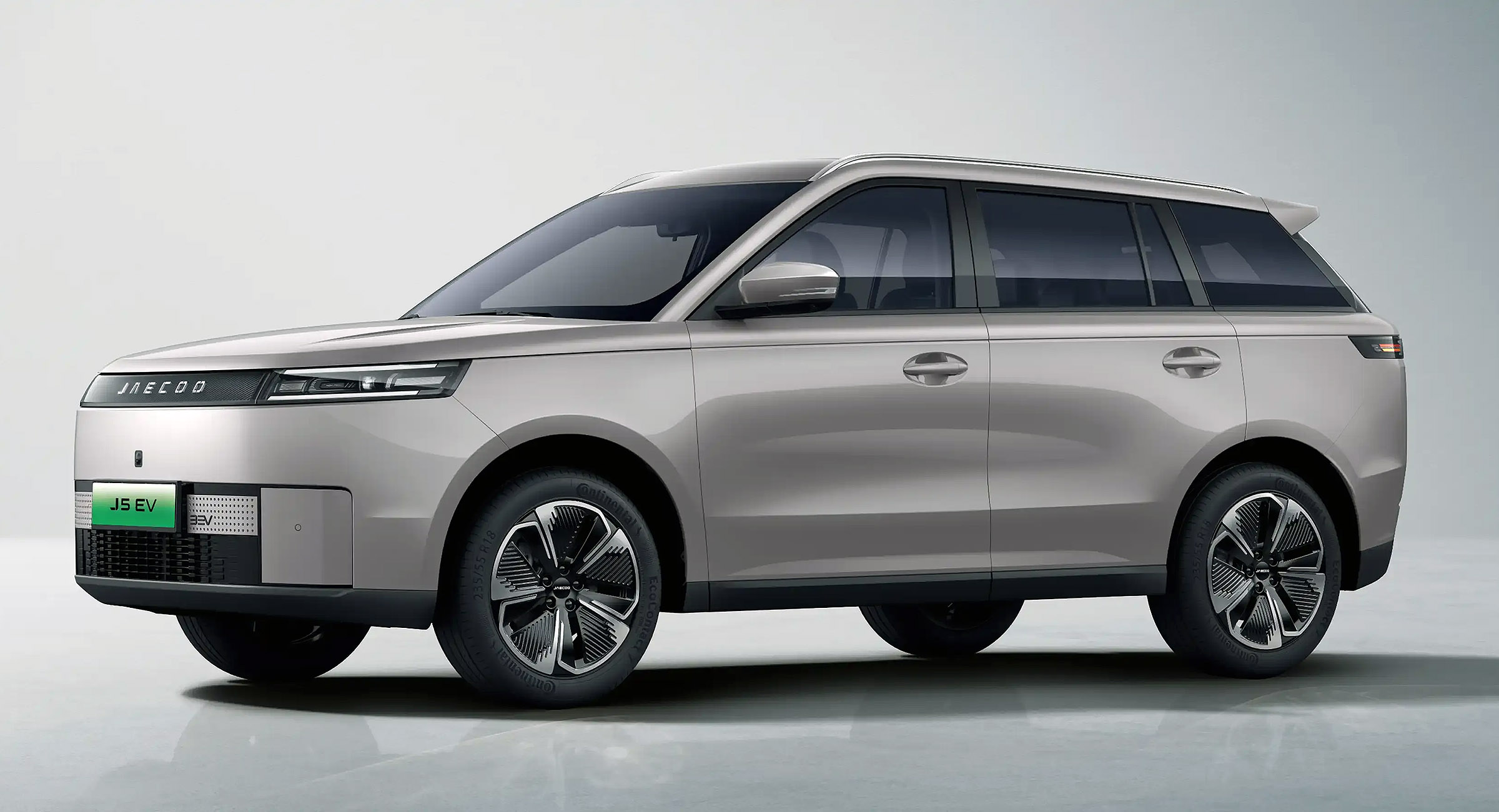 Cars & concepts: New and refreshed offerings include Chery’s Jaecoo E5, spotted in Toronto