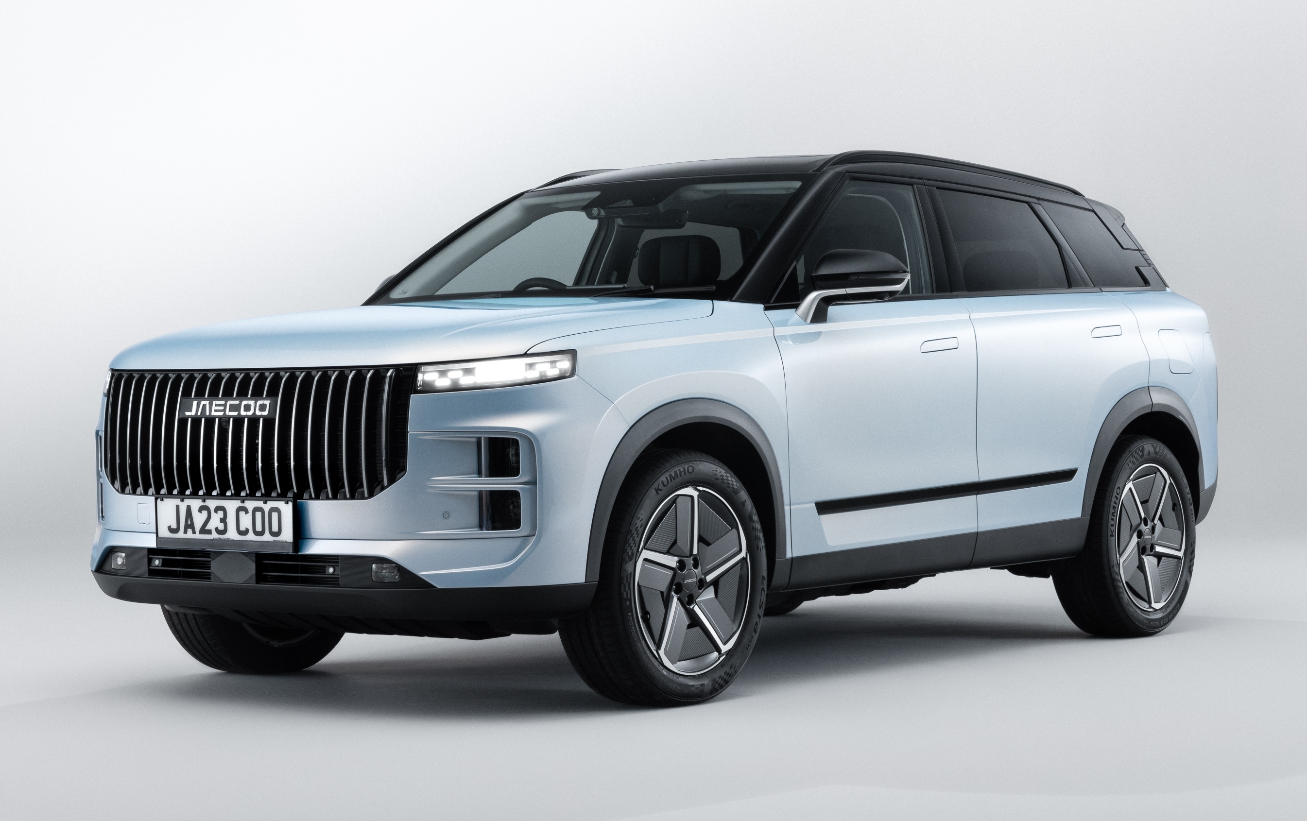 UK car sales hit 7-year high despite Middle East conflict