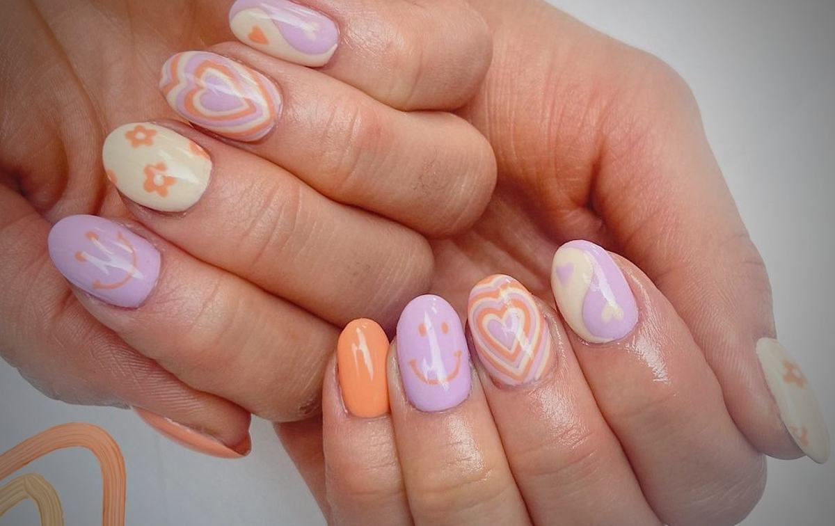12 Valentine's day indie nail art to embrace the cheesiness of the festivity