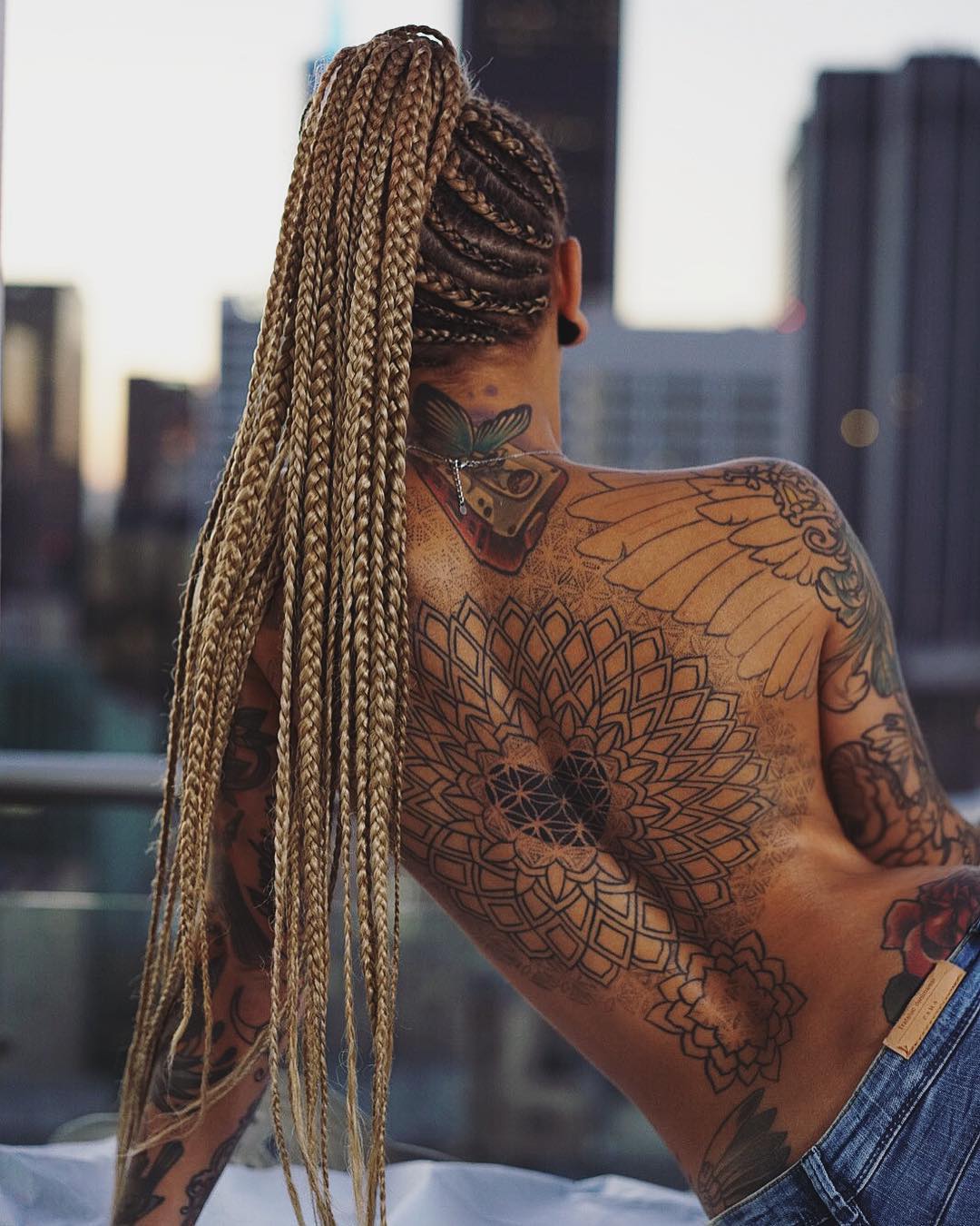10 Beautiful Tattoos For Dark Skin To Turn Yourself Into A Piece Of Art