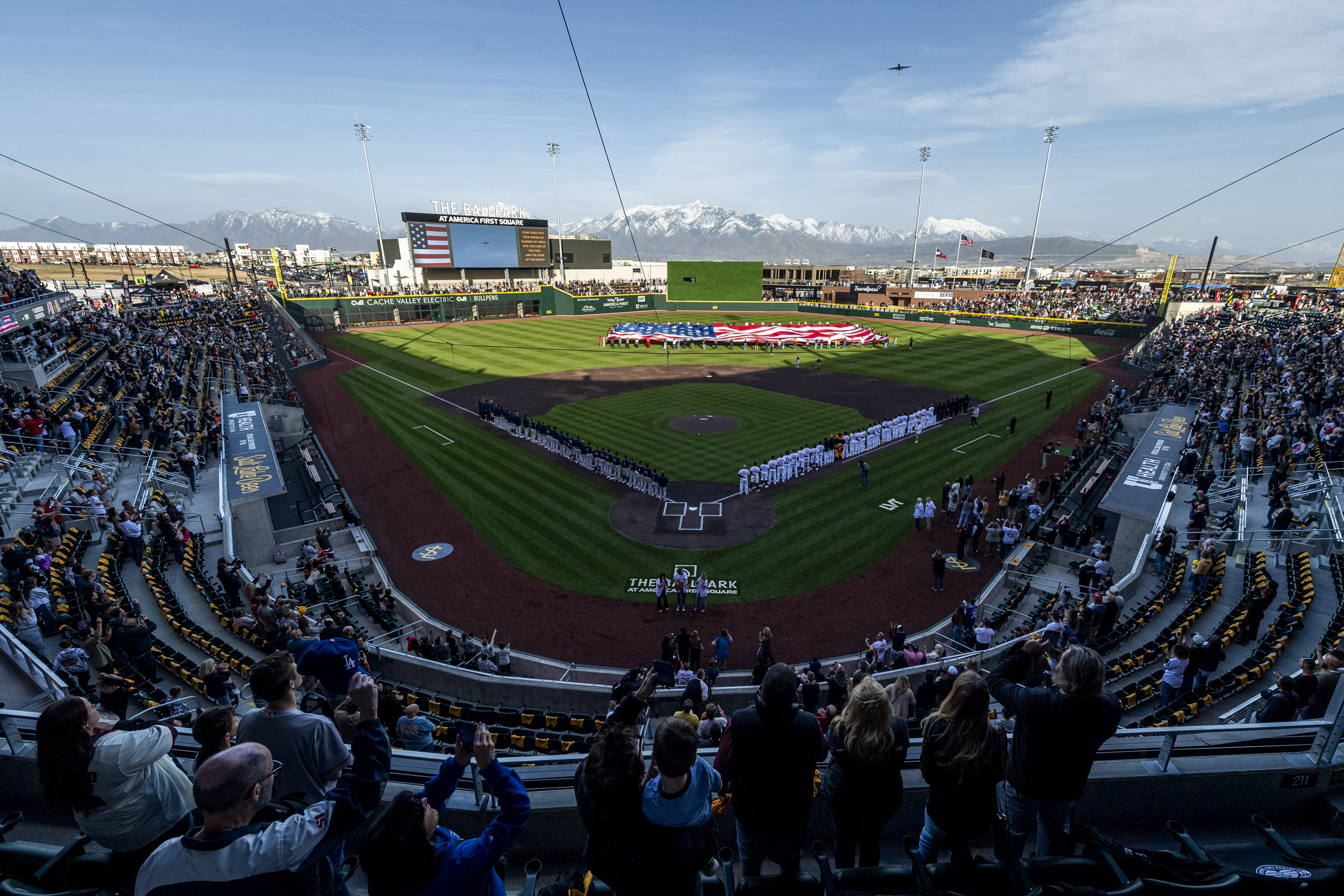 deseret.com - Krysyan Edler - Utah's shifting sports landscape: What these teams have in store for fans in 2026