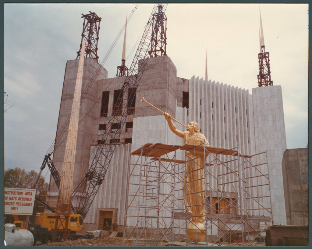 See photographs of the inside of the Washington D.C. Temple – Church News