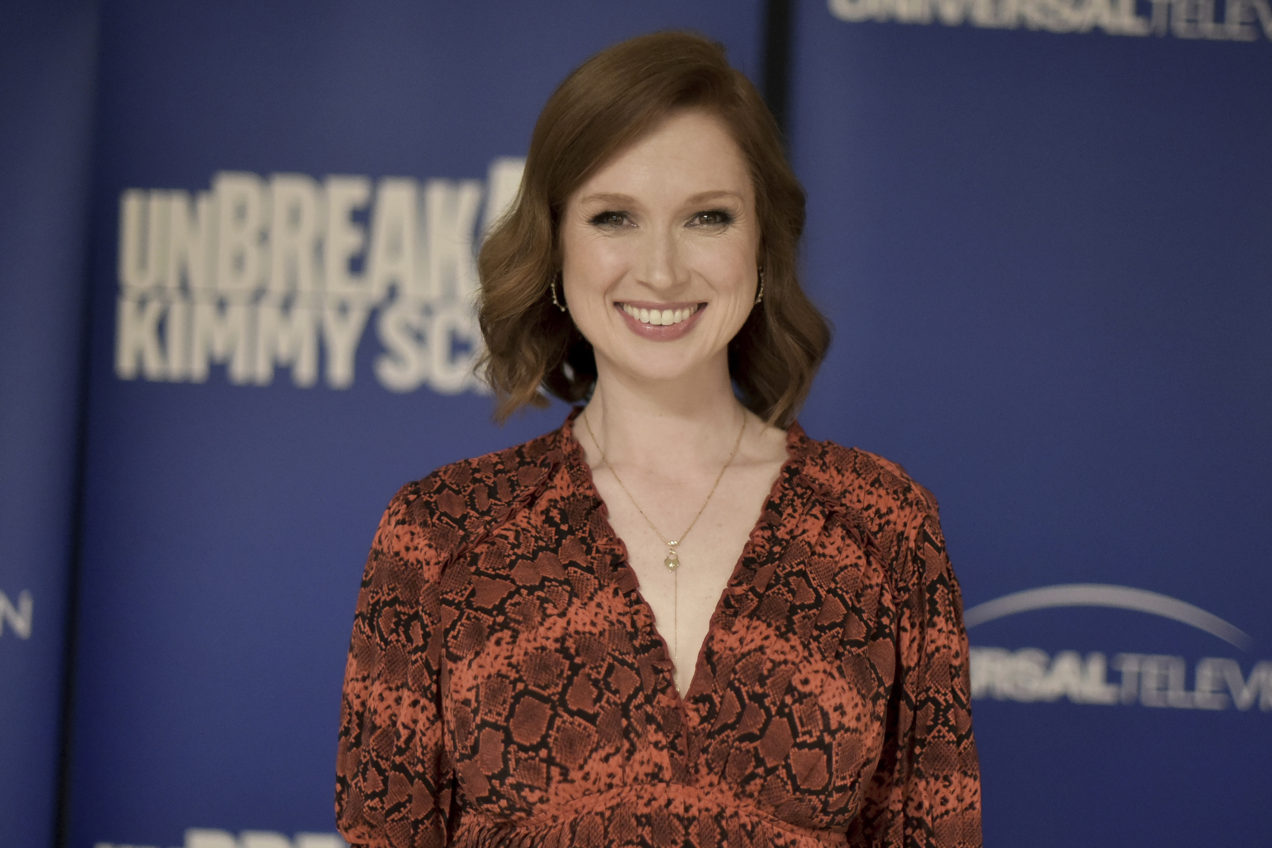 Ellie Kemper controversy: What is the Veiled Prophet organization? –  Deseret News