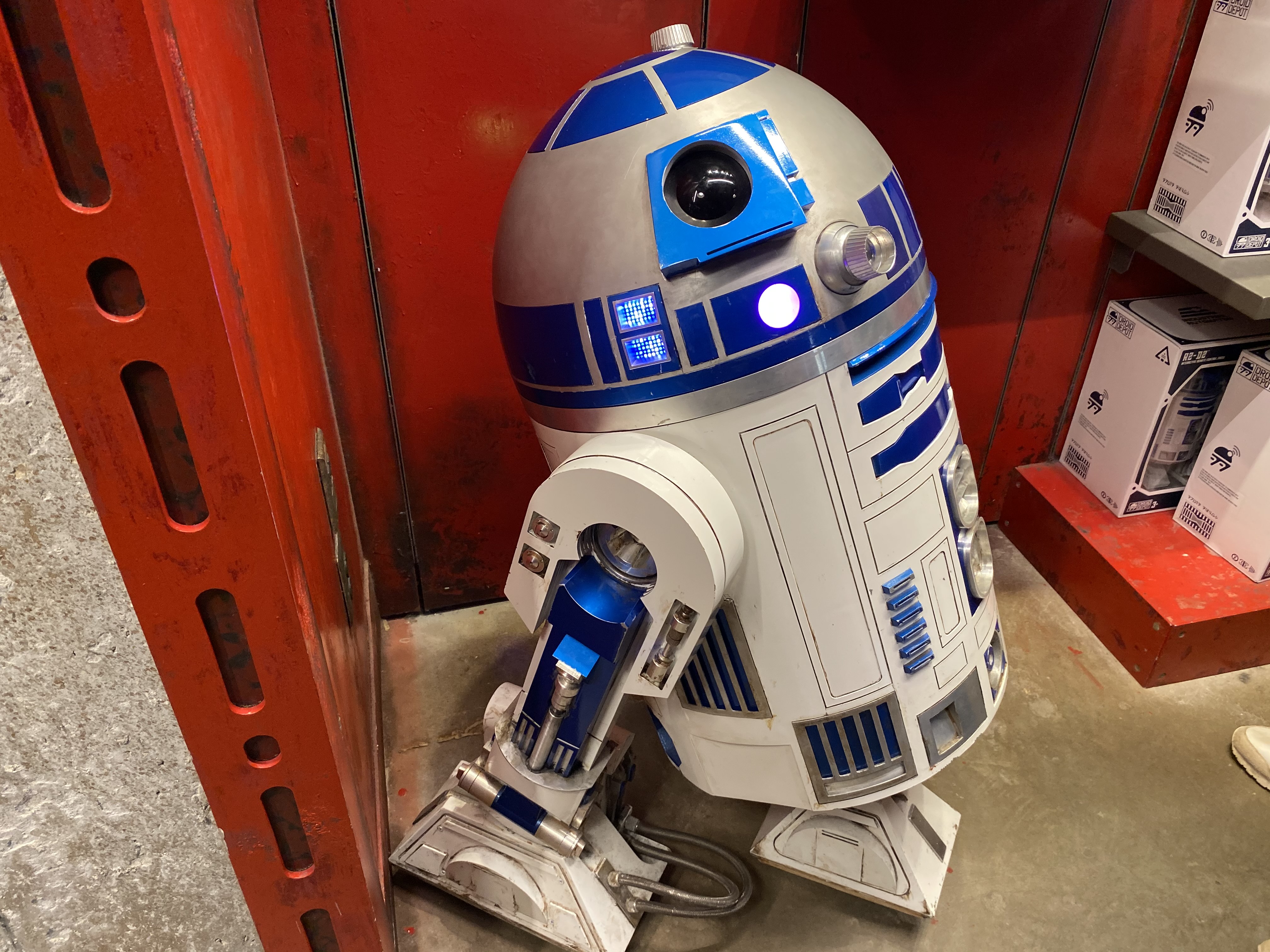 Star wars r2 d2 hot sale droid