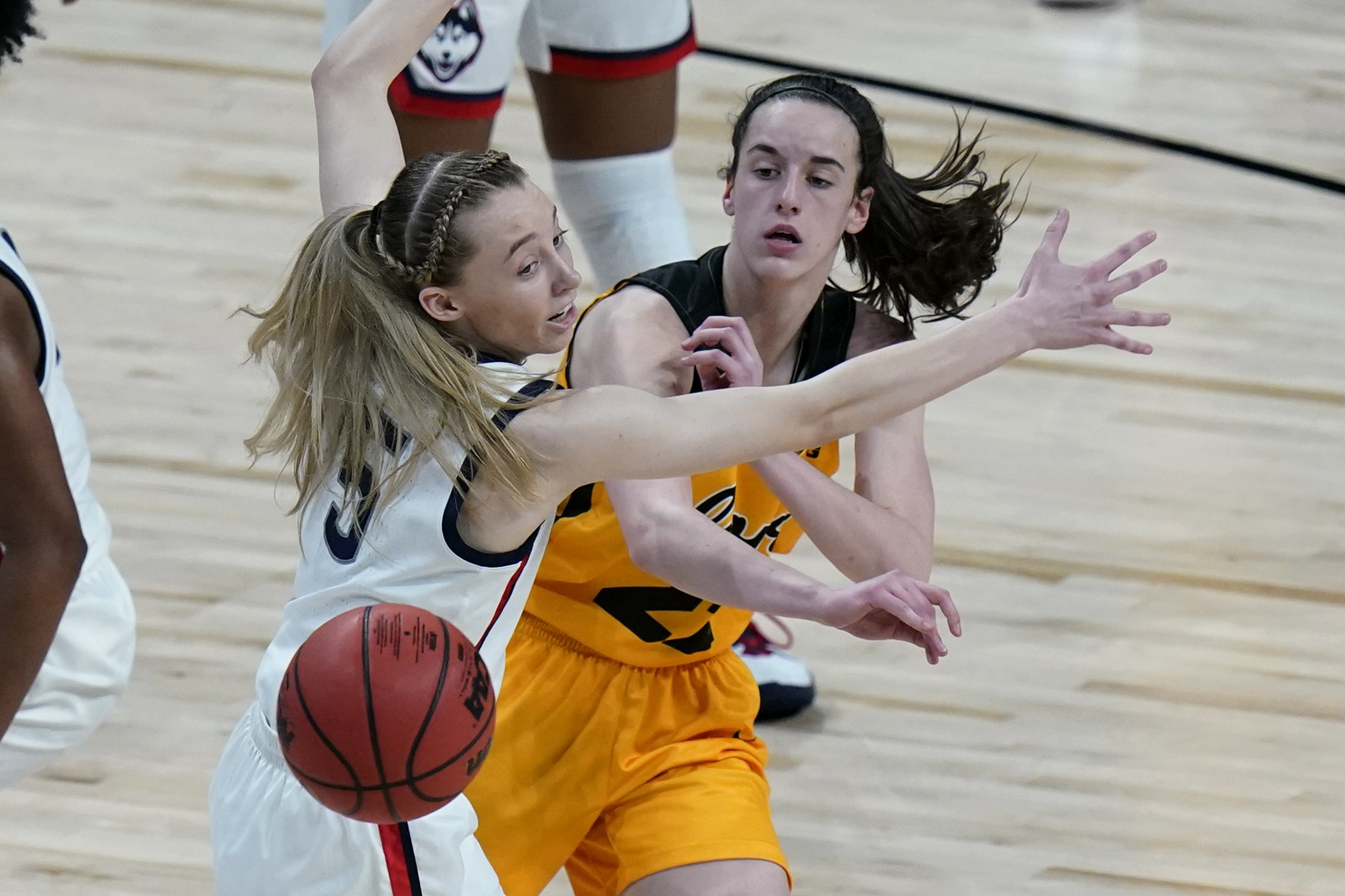 Caitlin Clark vs. Paige Bueckers: How to watch Iowa-UConn game – Deseret  News