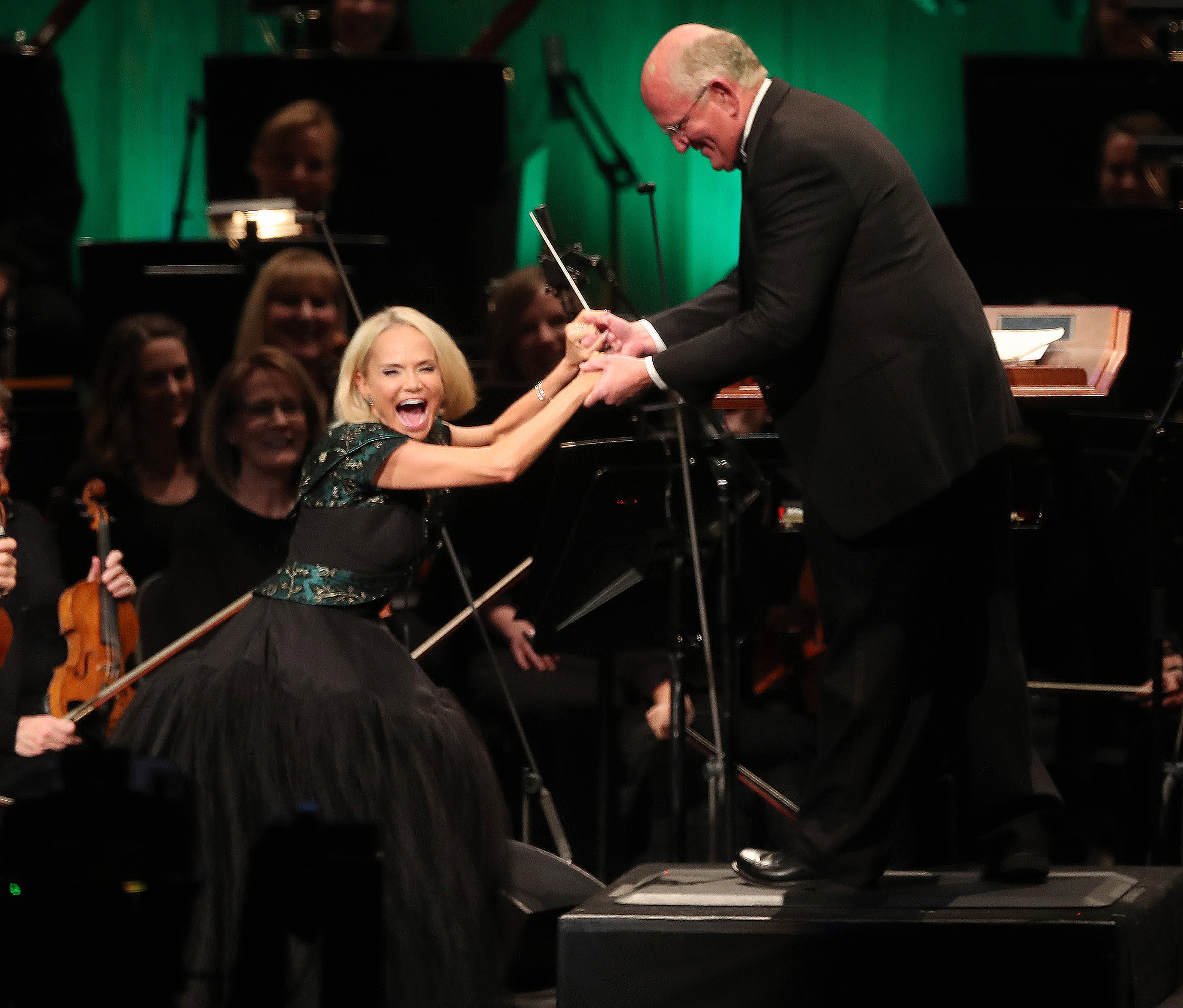 dress code for tabernacle choir christmas concert Tabernacle Choir 2024 Christmas concert guest artists Church News