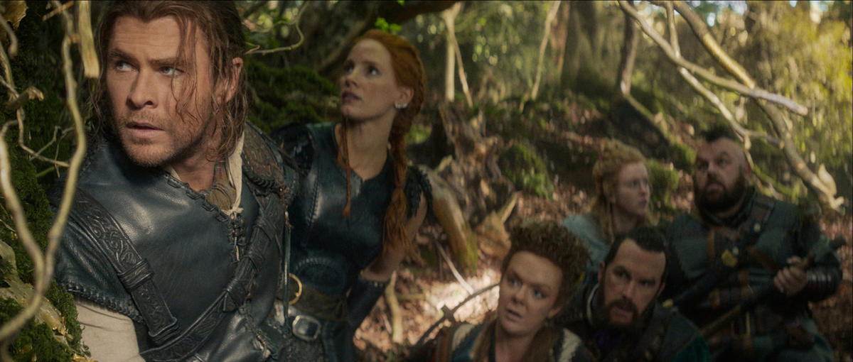 Dull 'The Huntsman: Winter's War' wastes top-notch cast on mediocre material – Deseret News