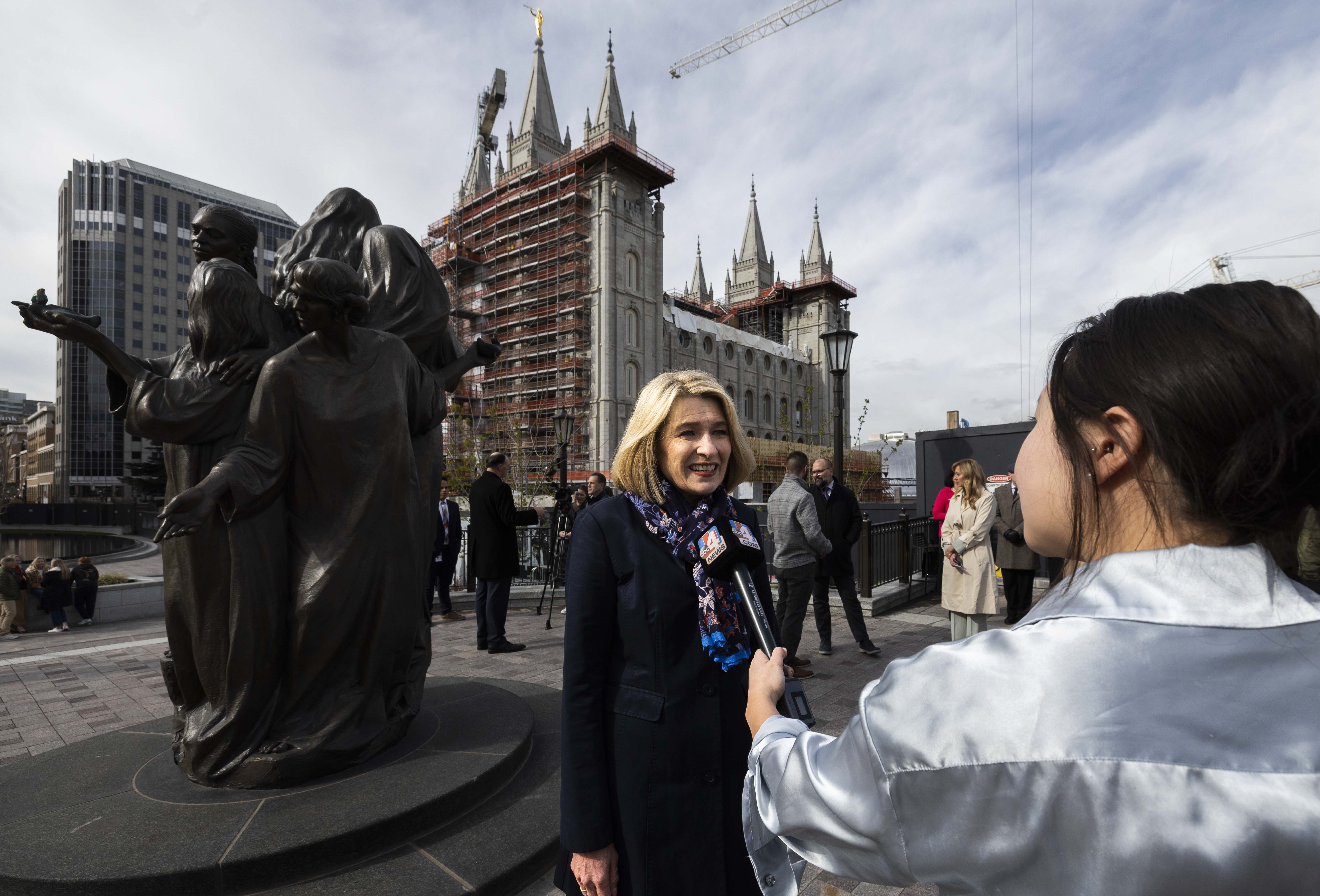 The Five Wise Virgins' statue unveiled on Temple Square – Deseret News
