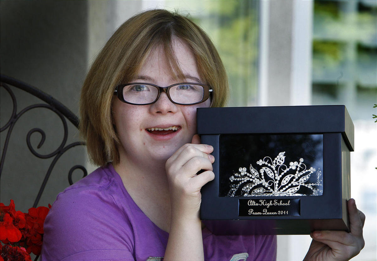 Guys I Created English Poster of Both Doraemon: The Records of Nobita  Spaceblazer(1981) and (2009) rate it : r/Doraemon, image size:1200x830