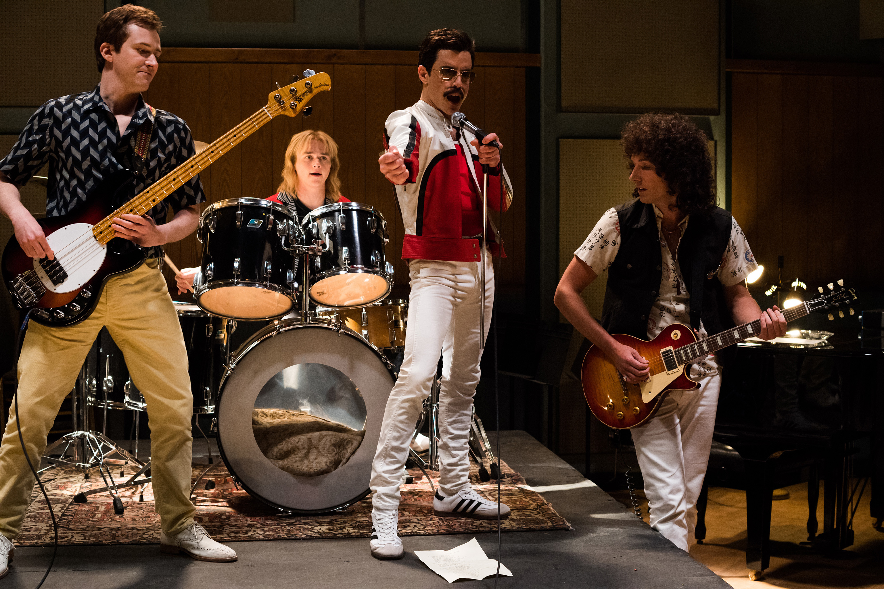 Movie review: Here's how 'Bohemian Rhapsody' will rock you (boom