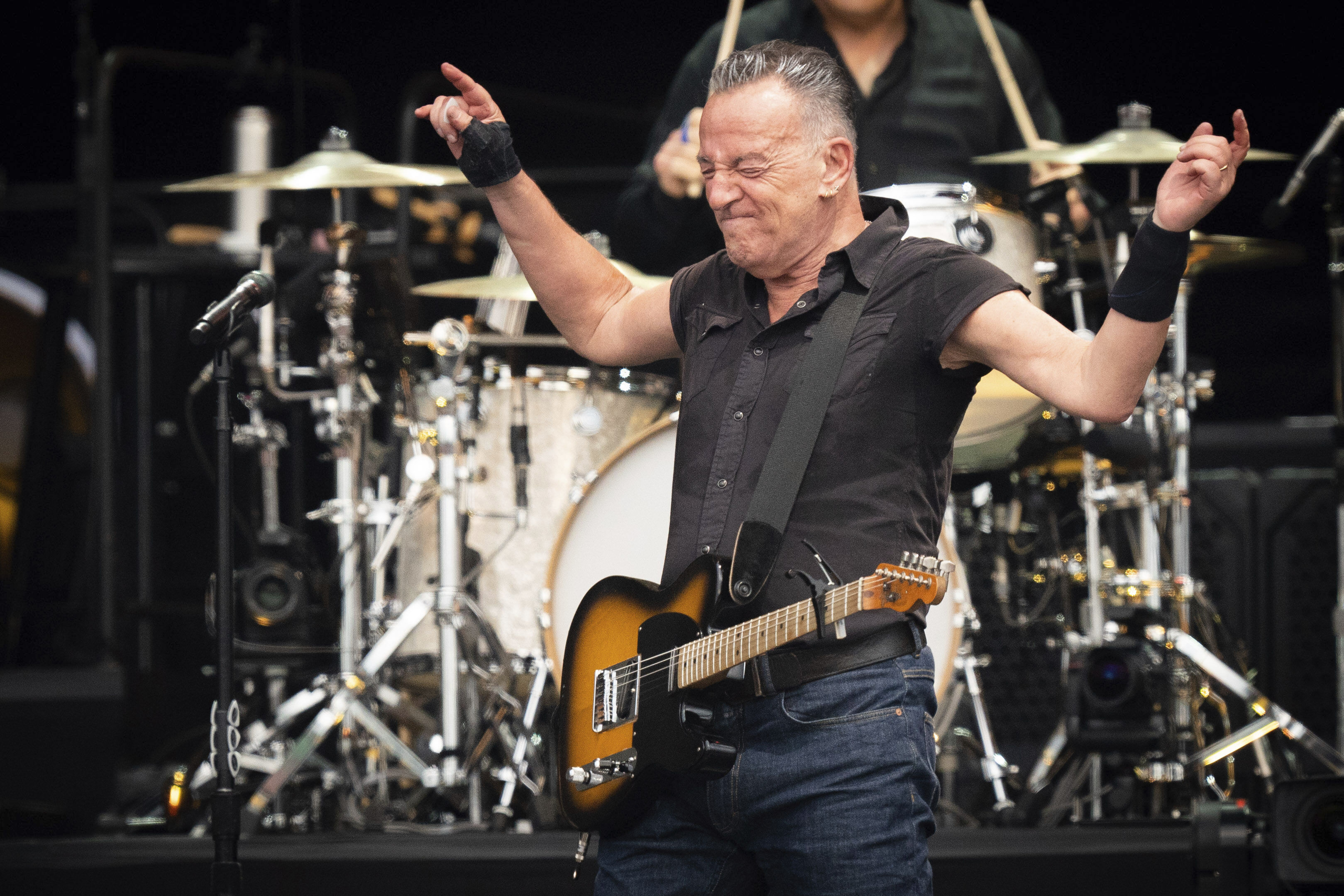 Bruce Springsteen 2023 tour: What happened in London? | Opinion – Deseret News