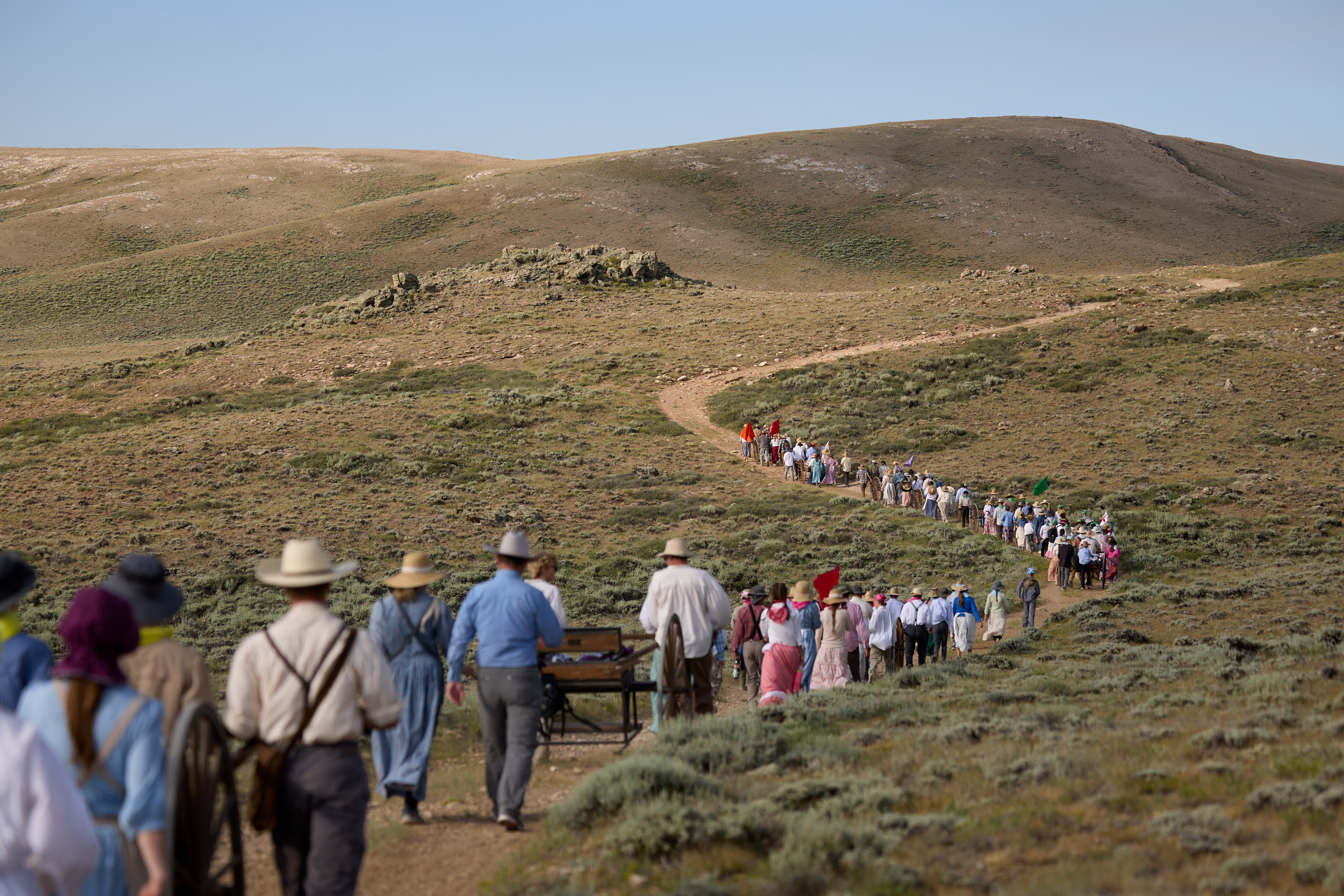 Elder McKay walks Wyoming pioneer trail with youth – Church News