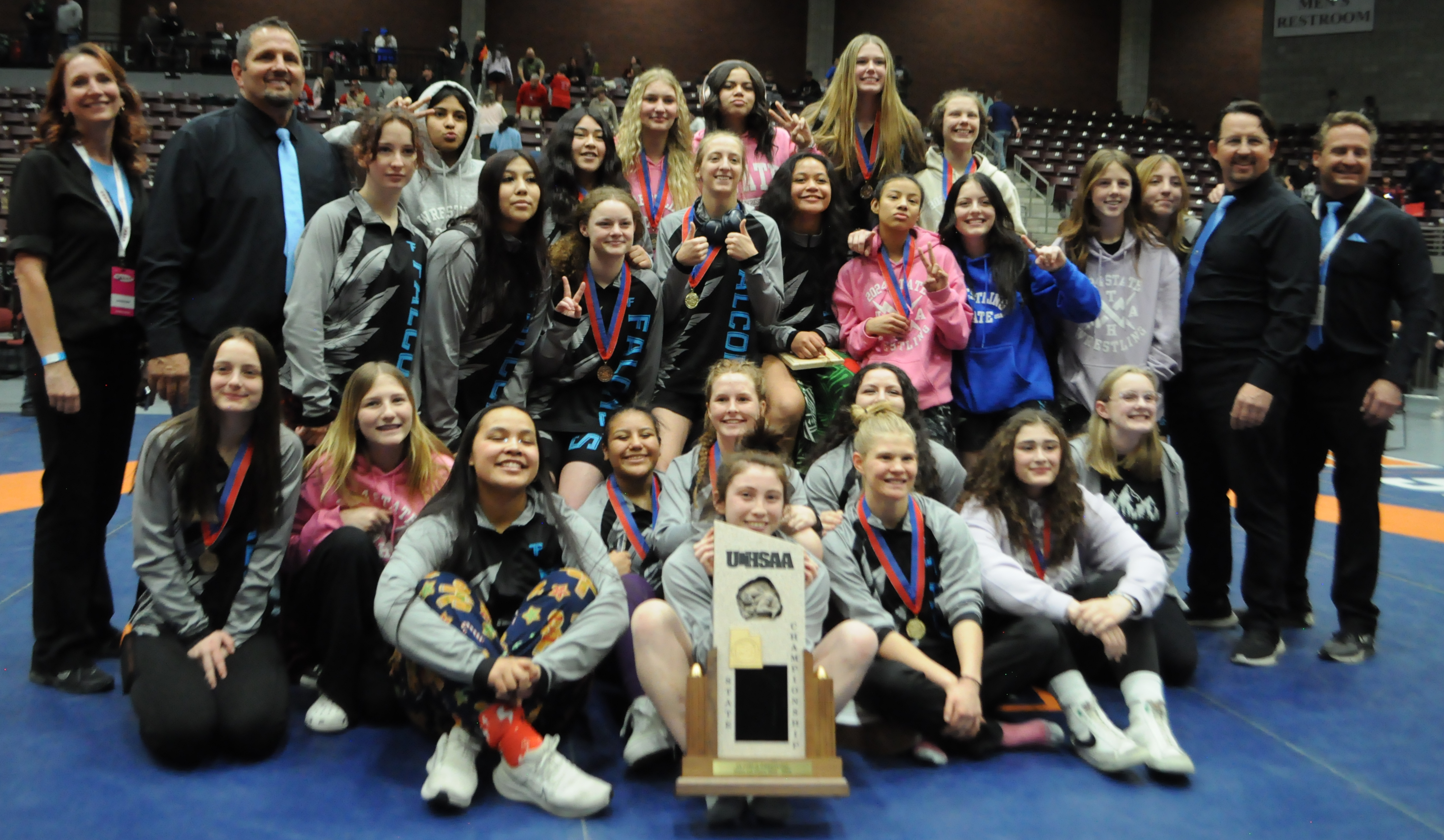 High school wrestling: Juab boys make it 8 straight state titles, Canyon  View girls grab first 3A championship – Deseret News