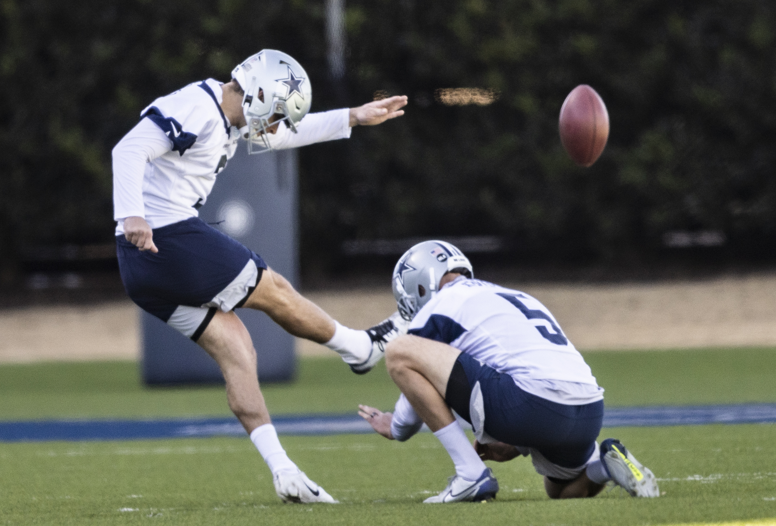 BREAKING: Dallas Cowboys Cut Kicker Tristan Vizcaino