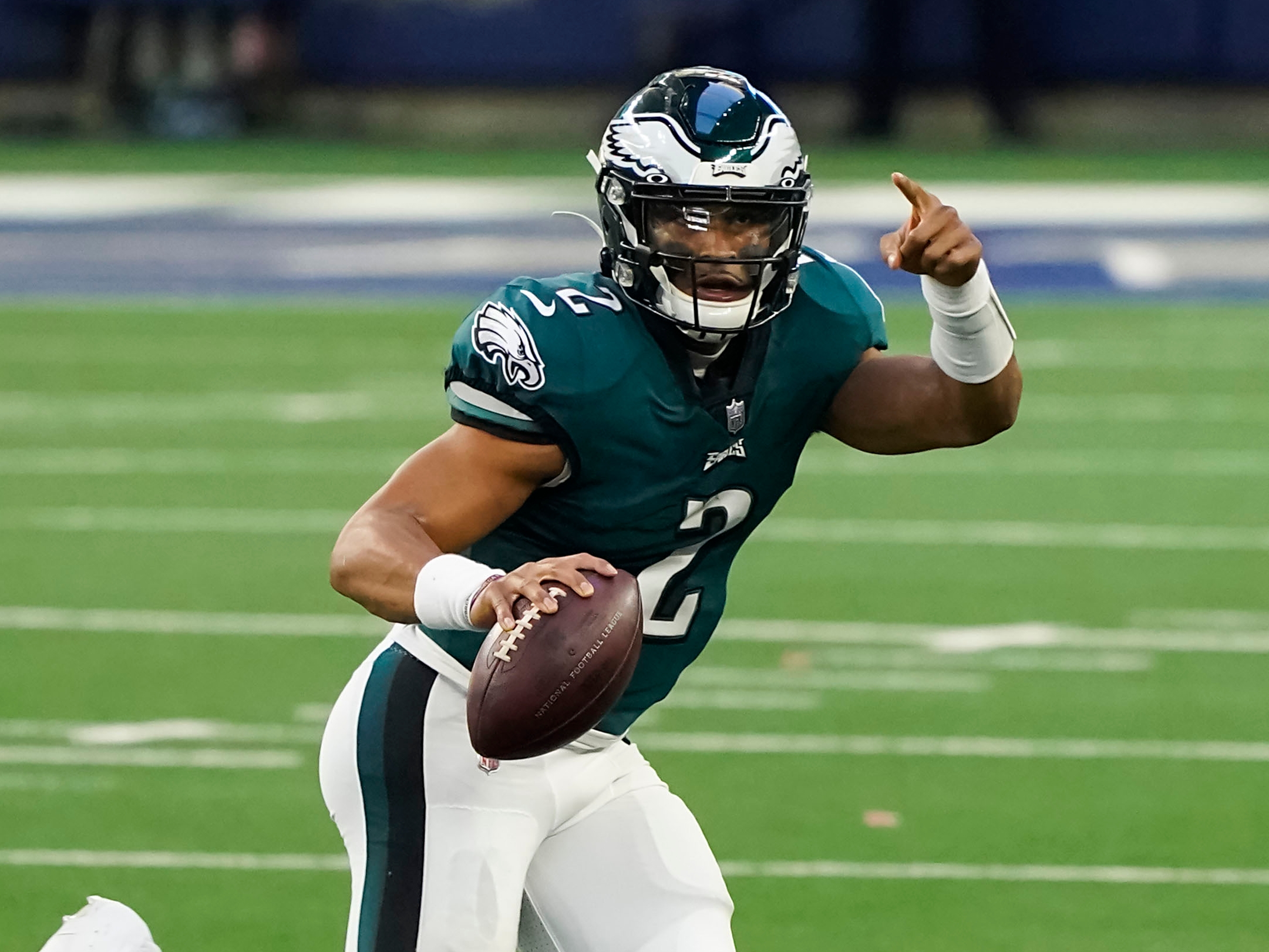 Jalen Hurts, Eagles agree to terms on five-year, $255 million contract  extension