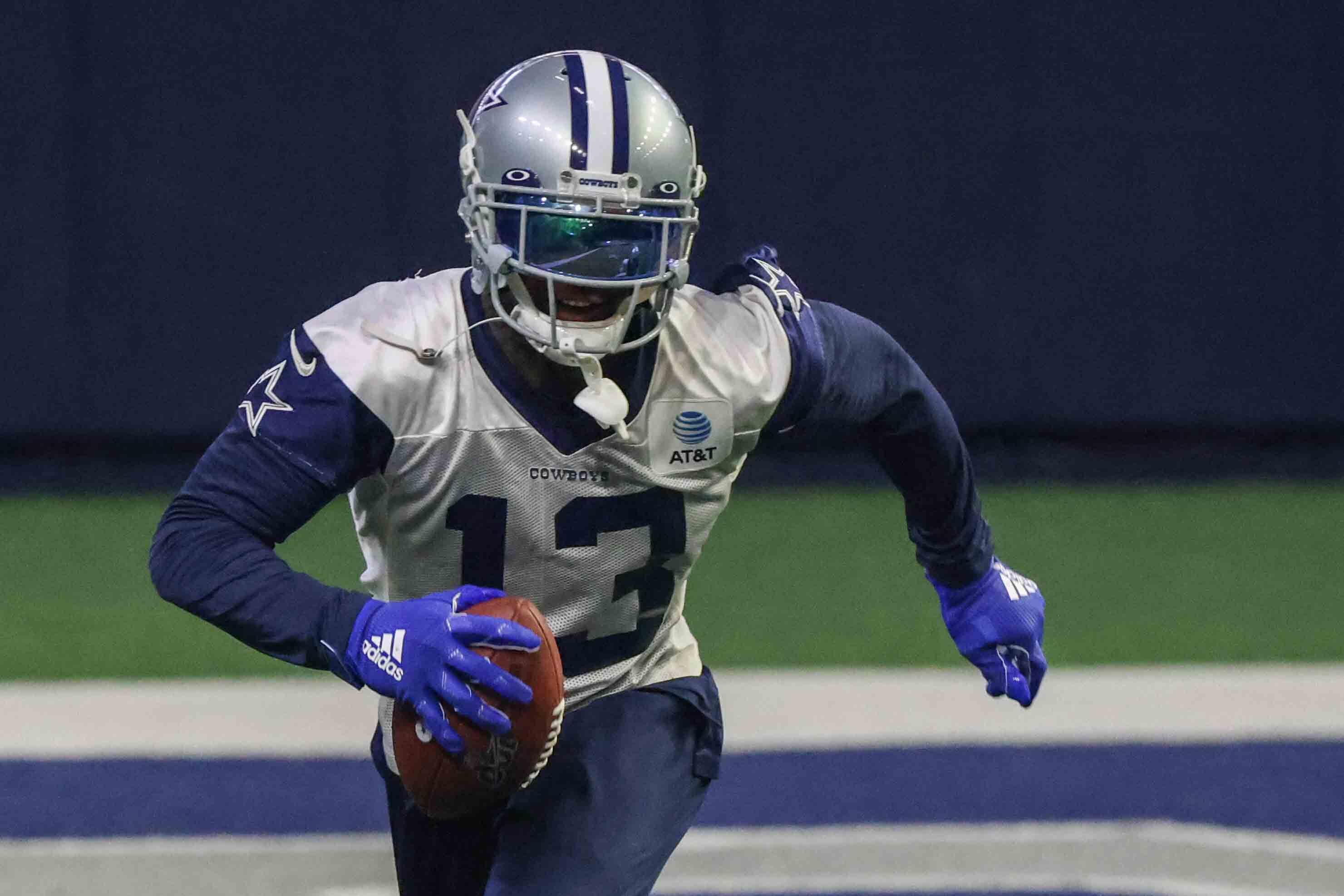 Cowboys WR Michael Gallup 'looks really good' in rehab from ACL