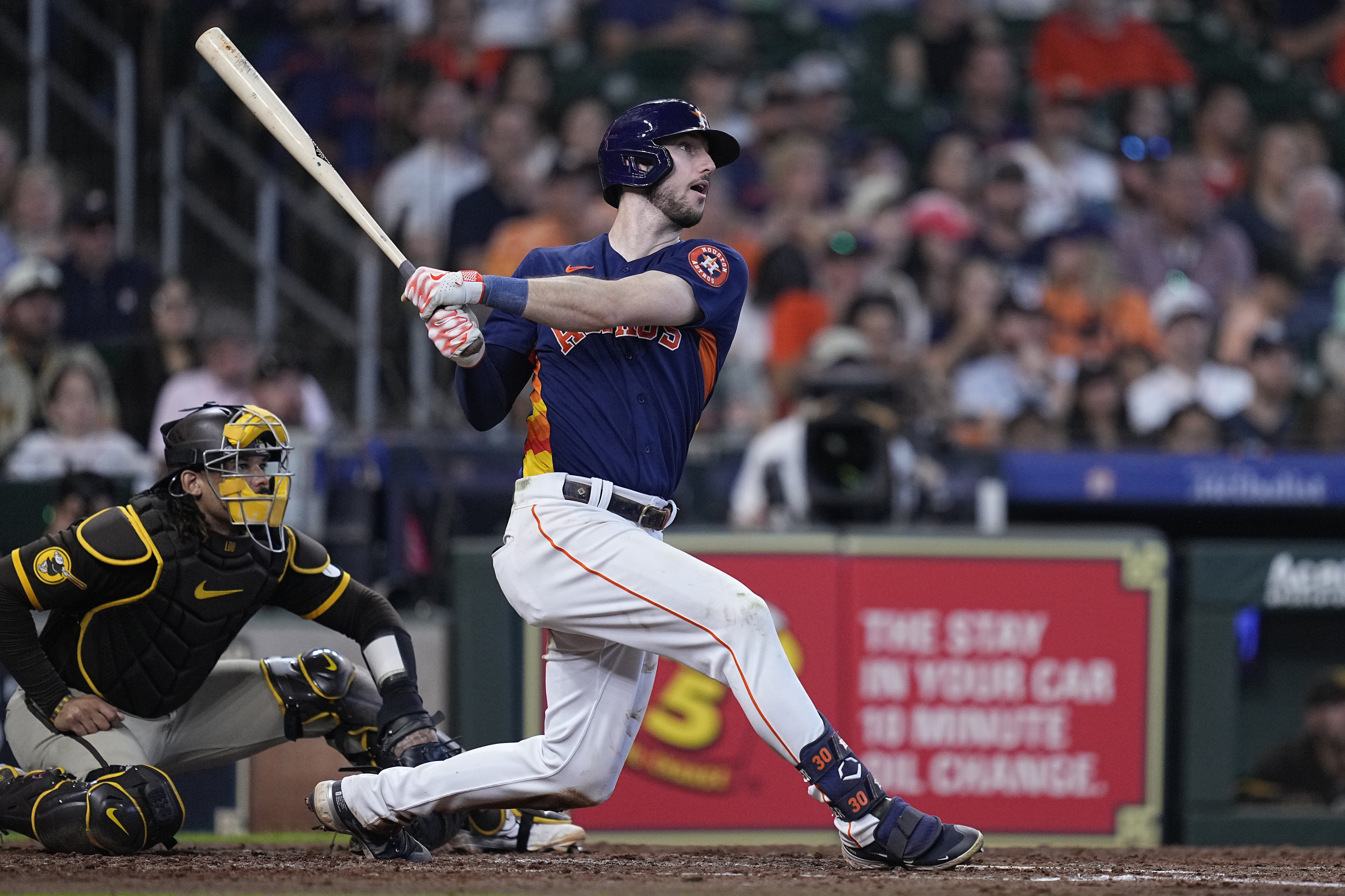 Kyle Tucker hits 2 RBI triples in an inning, Astros rout Padres