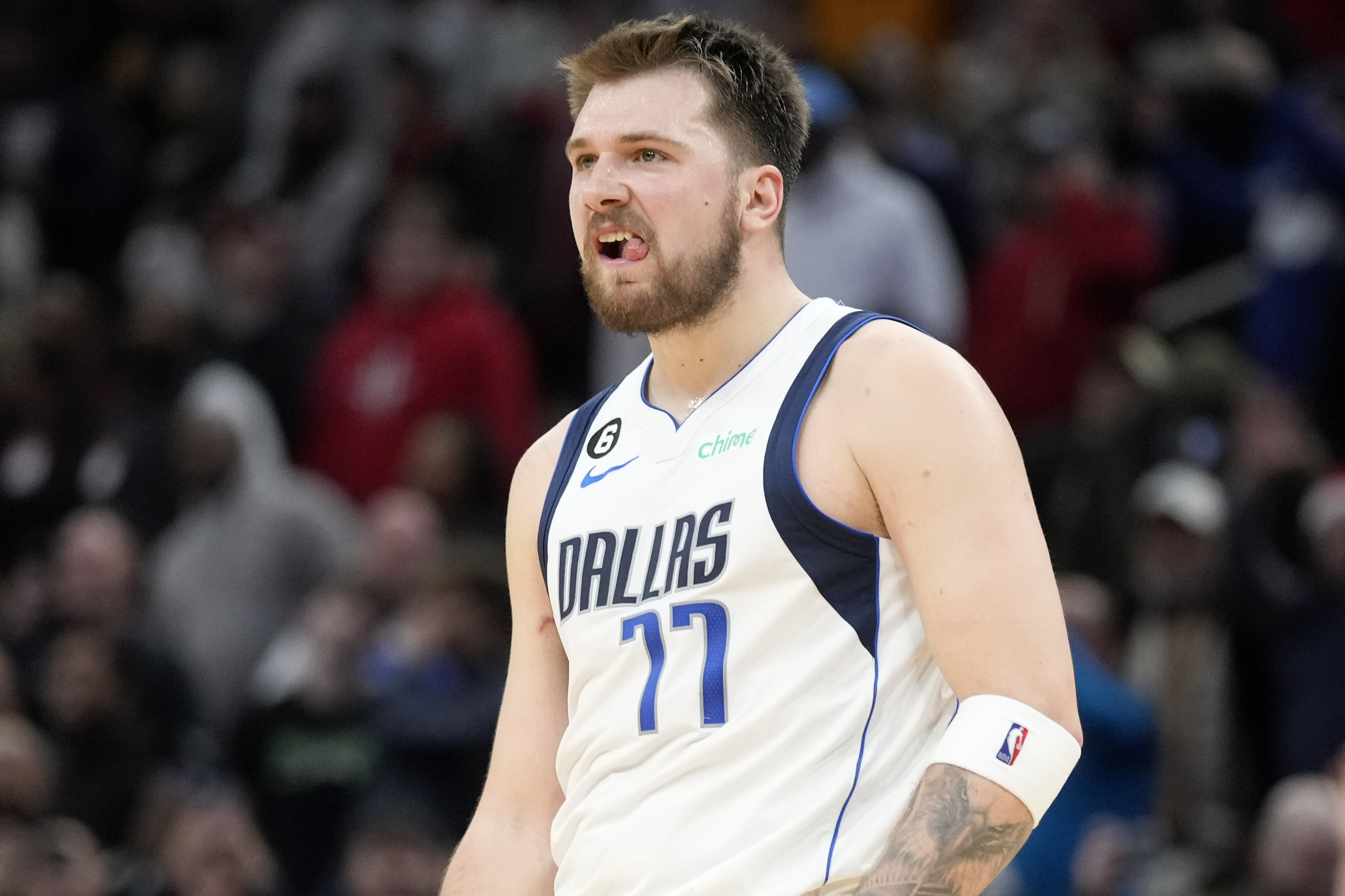 Shoulda known Luka was dropping 50 when he pulled up in the new whip :  r/Mavericks
