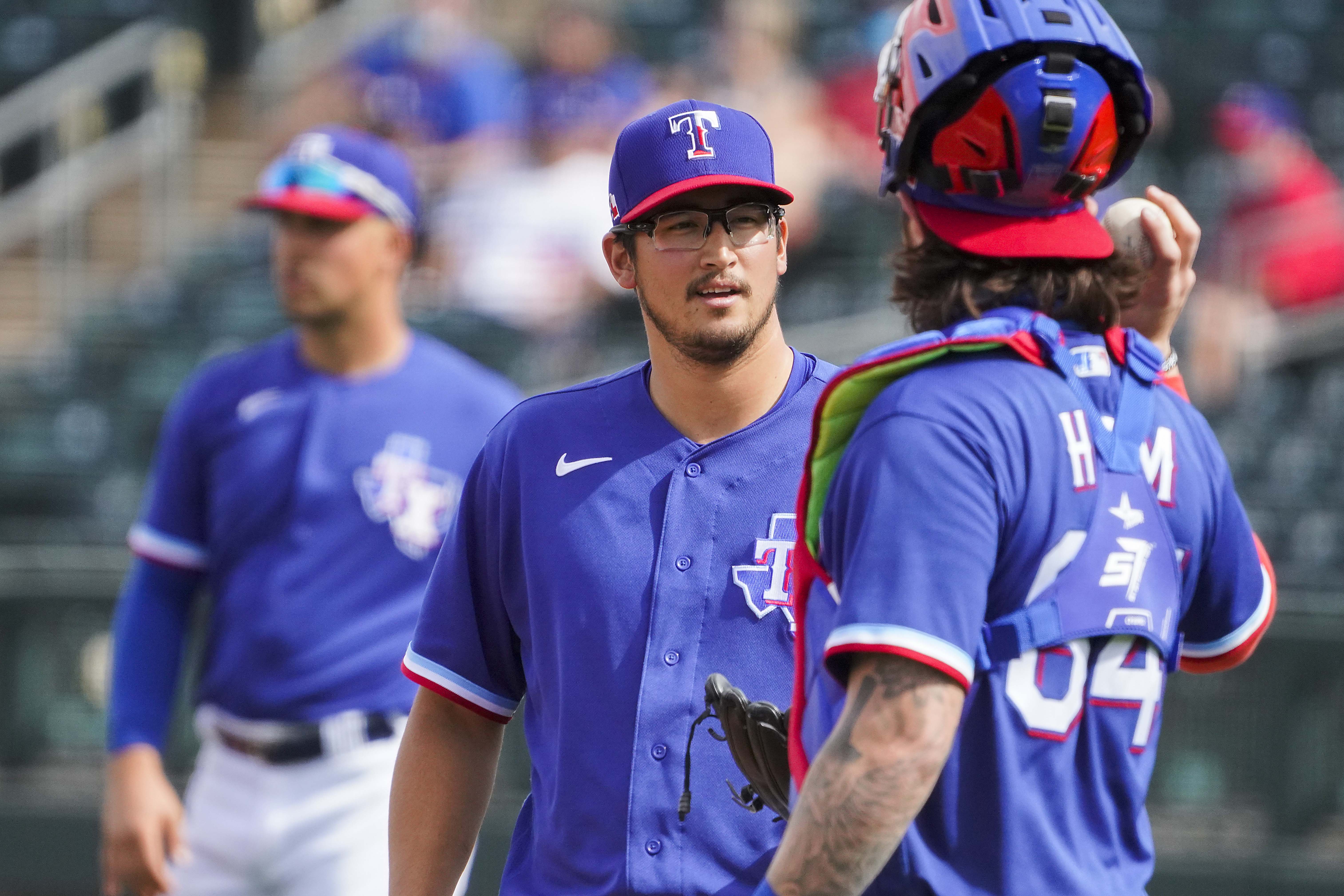 Rangers trade Lance Lynn to White Sox for Dane Dunning, Avery Weems