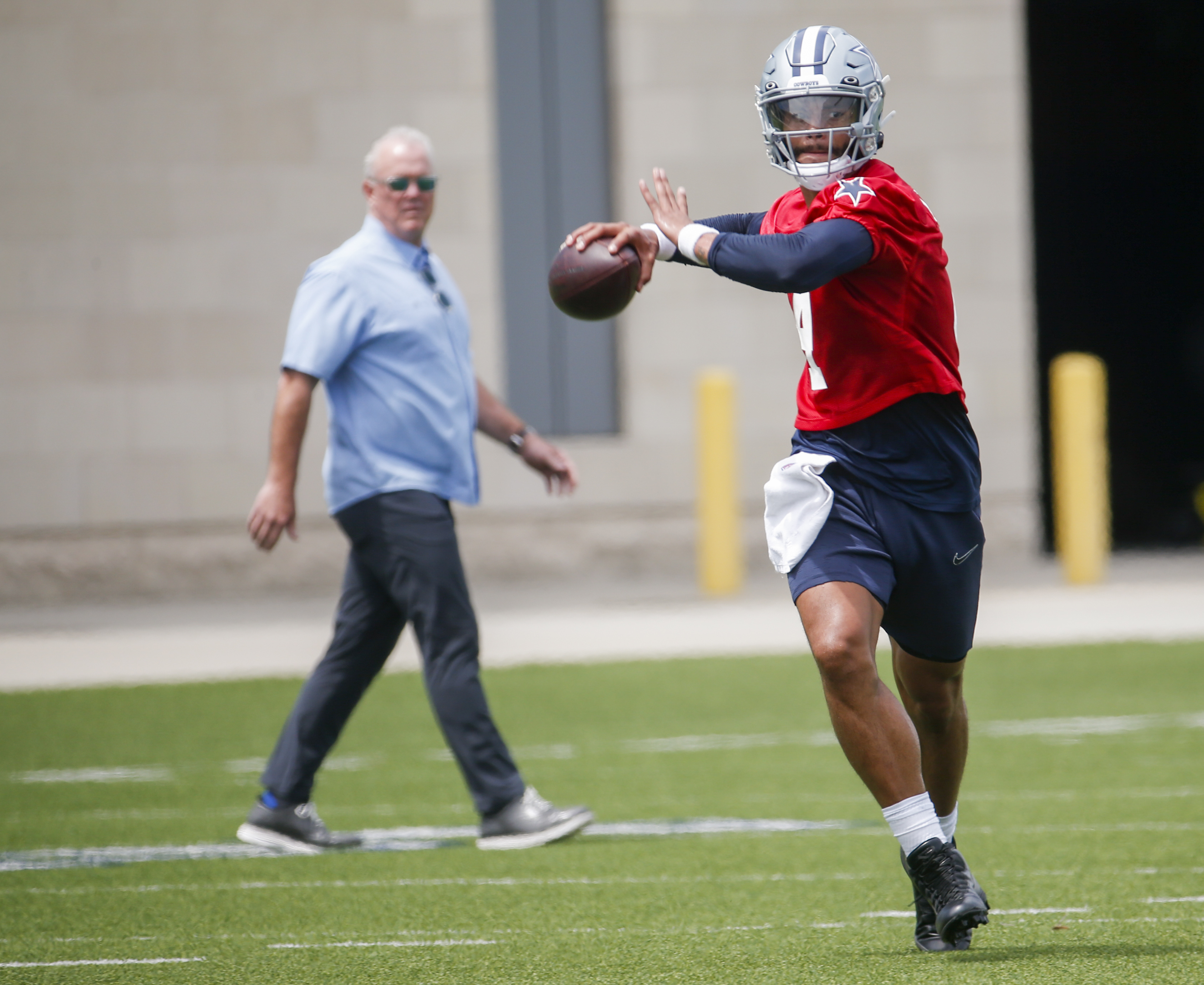 Photos: Looking good, Dak! Prescott, Cowboys practice during OTAs