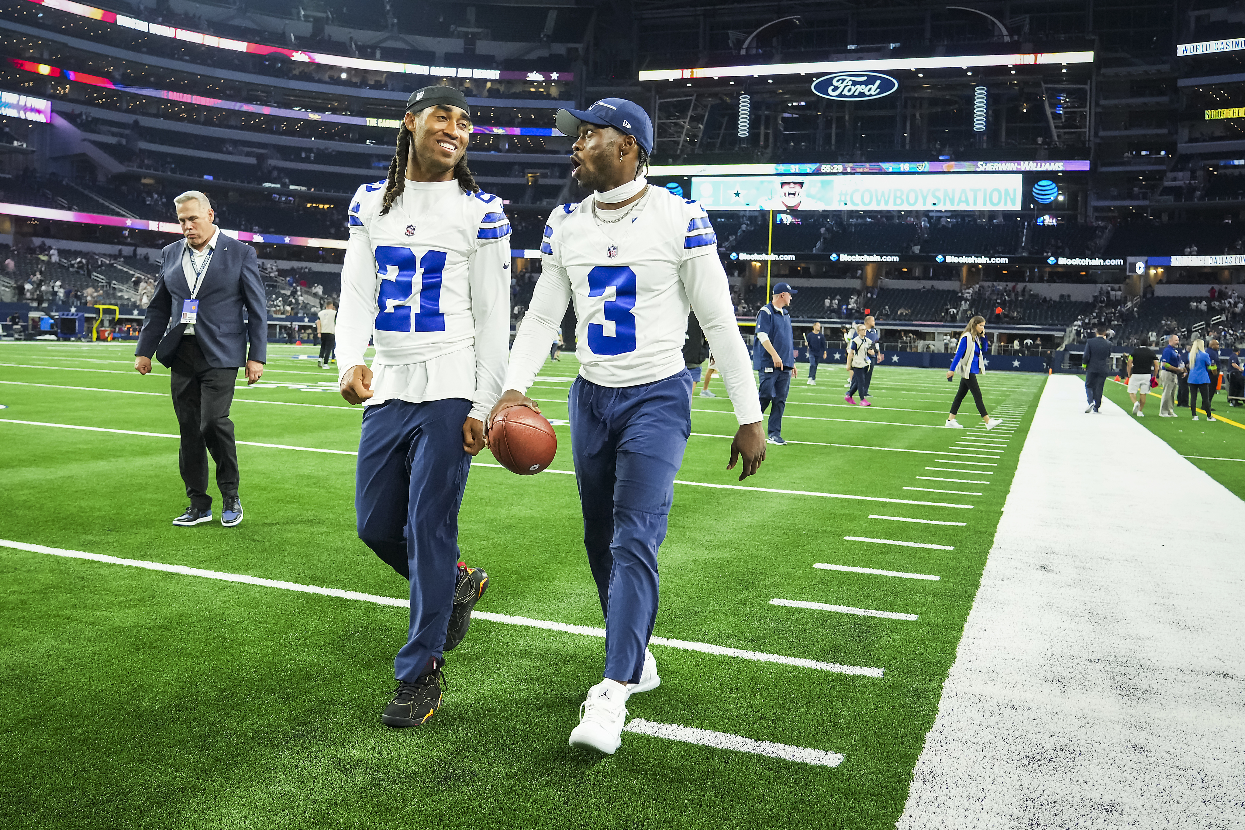 Attending A Dallas Cowboys Football Game: An Easy Guide For First